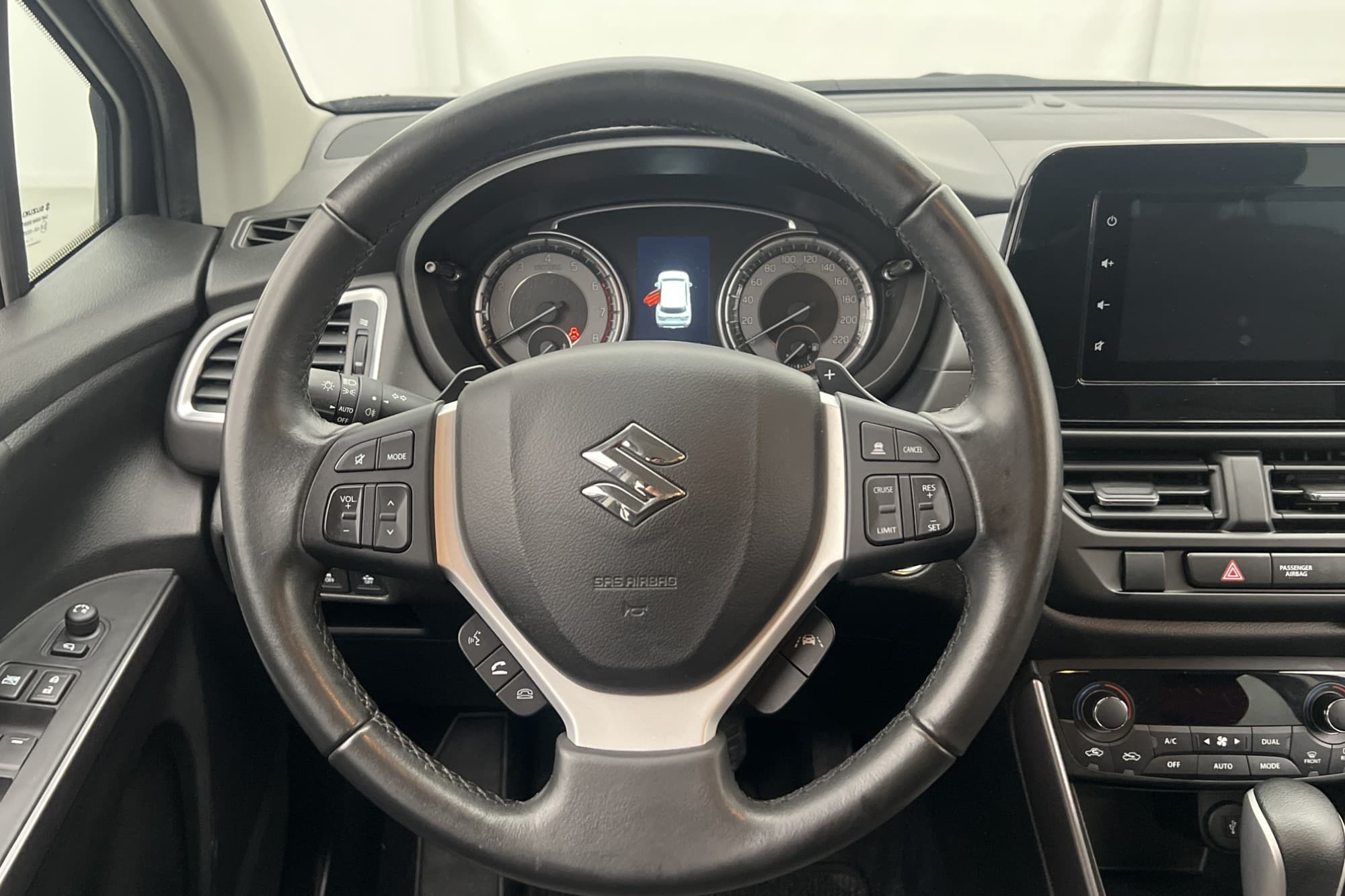 Suzuki S-Cross Hybrid AWD 129hk CarPlay Kamera M&K-Värmare