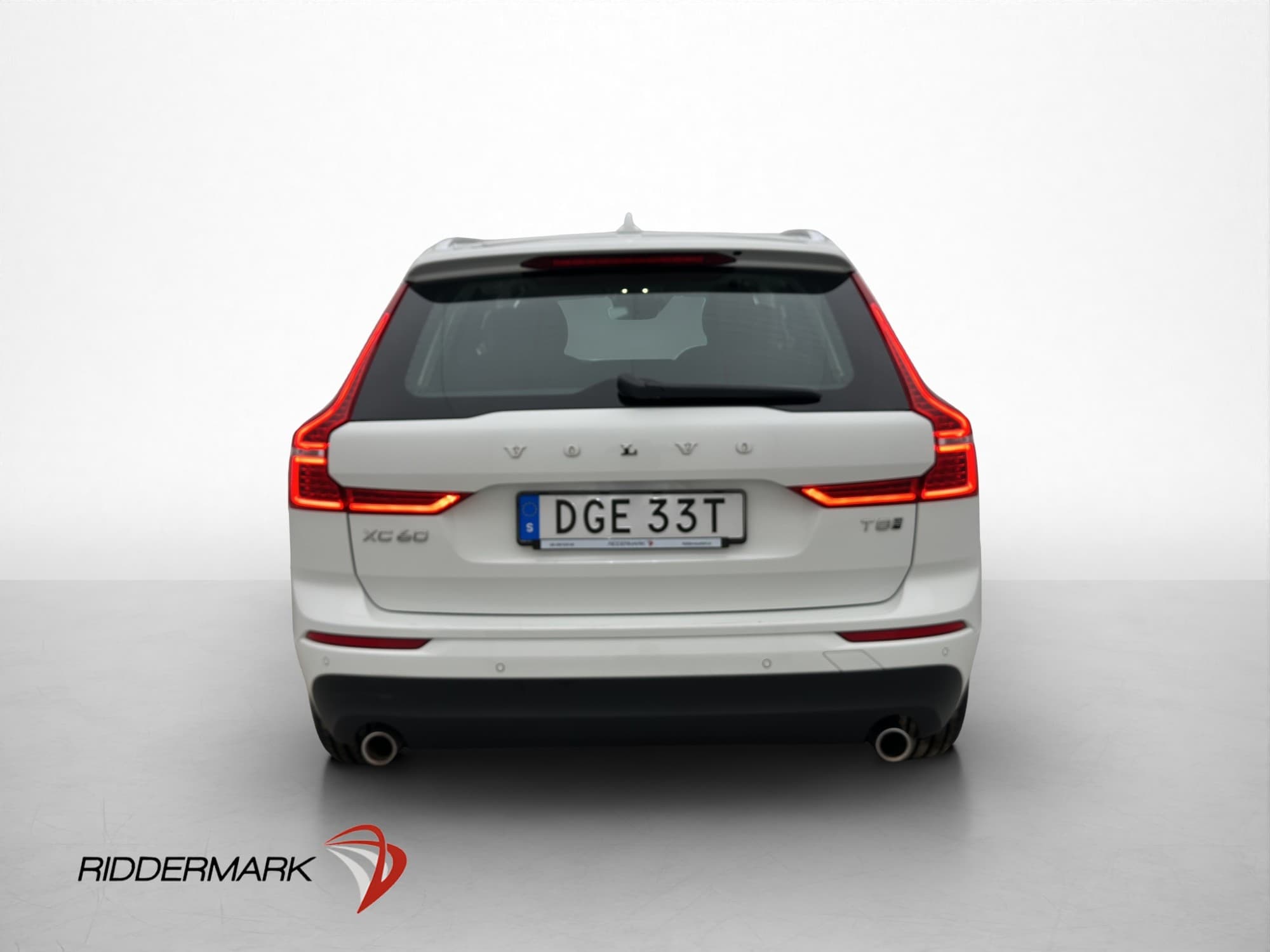 Volvo XC60 T8 AWD Momentum Pano Adapt-fart Värmare MOMS