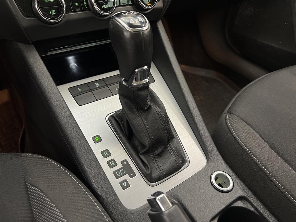 Skoda Octavia 2.0 TDI 4x4 Värmare Kamera Drag 0,49l/mil