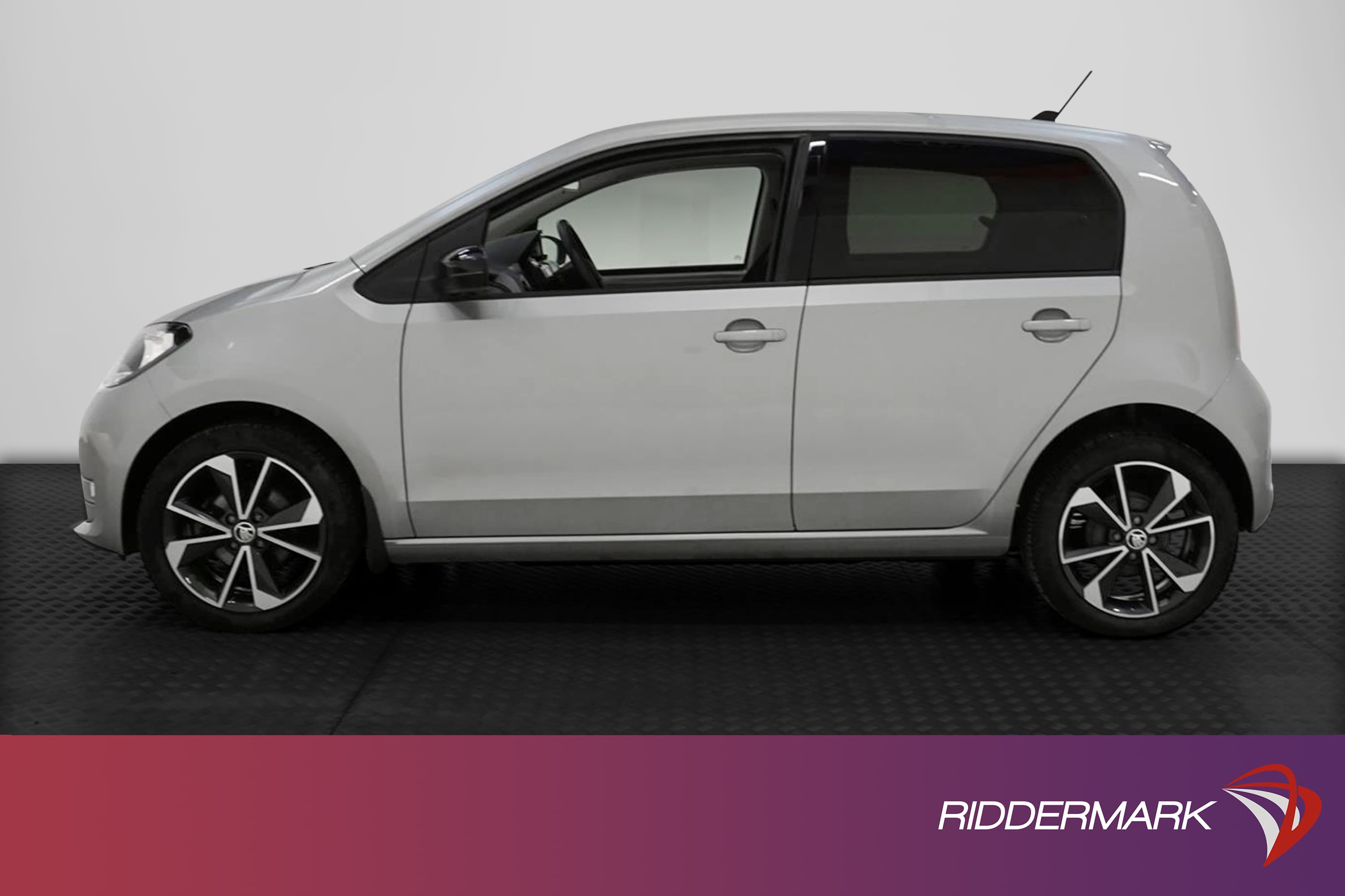 Skoda Citigo IV 36.8 kWh 83hk P-sensorer Drag 253km räckvidd