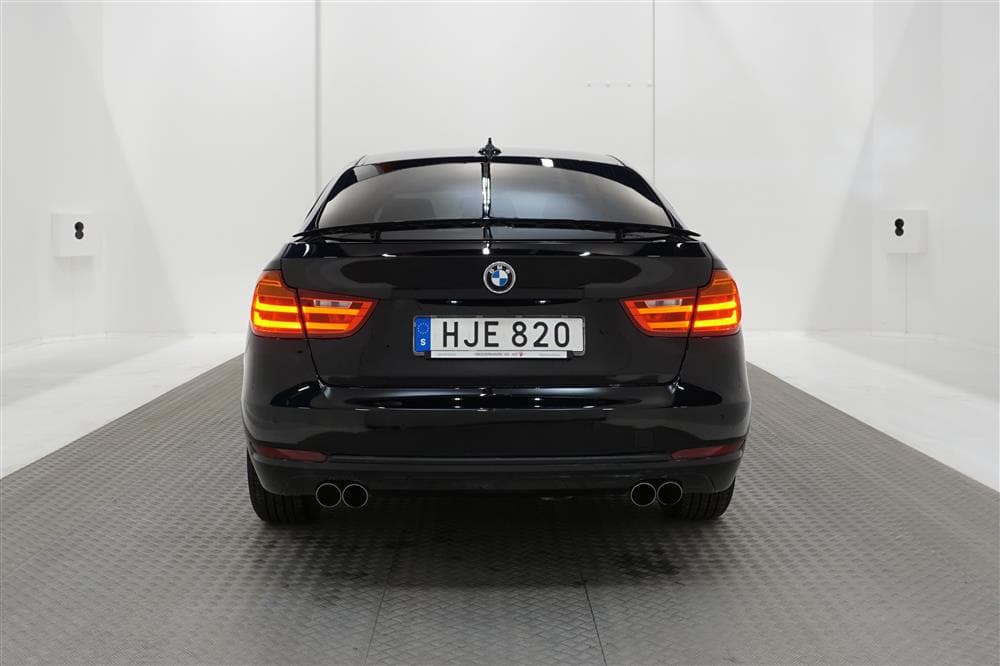 BMW 320d GT xDrive 184hk Sport line Värmare Sportavgas Dragexteriör