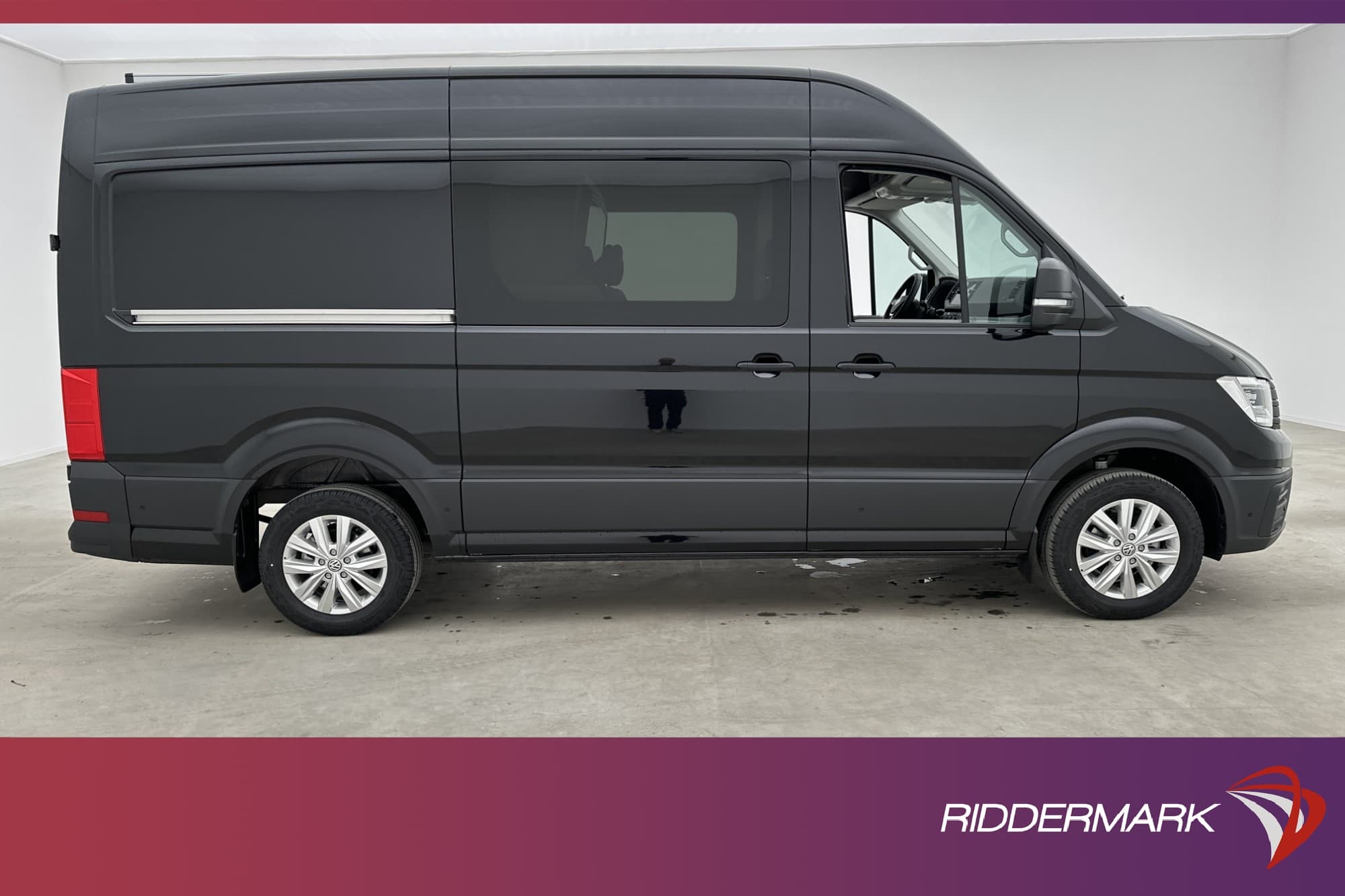 Volkswagen Crafter Dubbelhytt L2H2 4M Värm Drag 5-Sits Moms