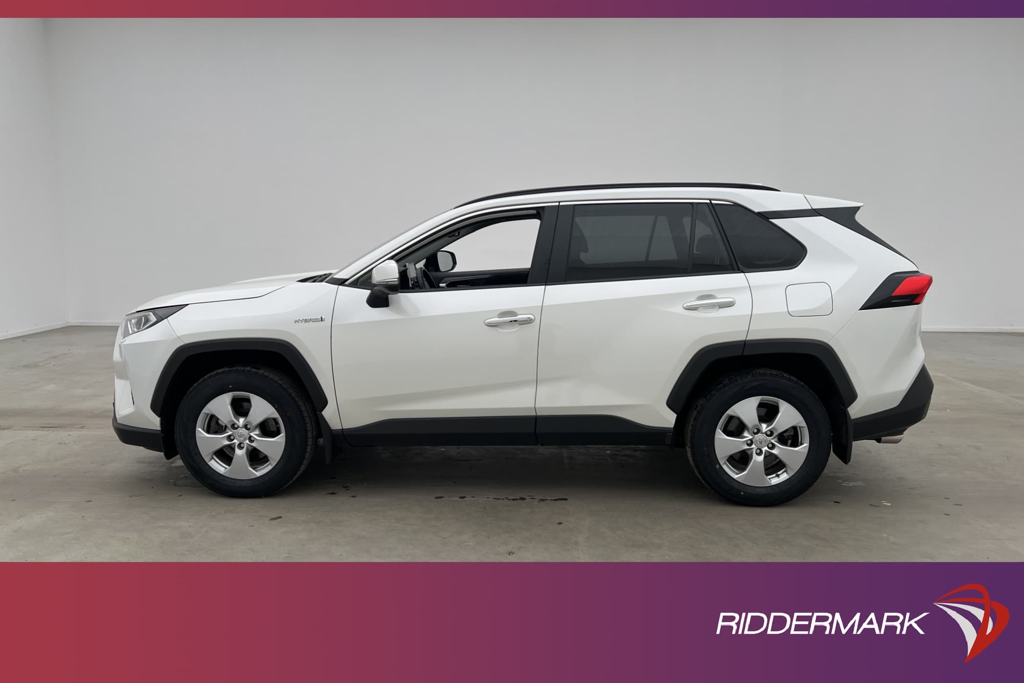 Toyota RAV4 Hybrid AWD 222hk