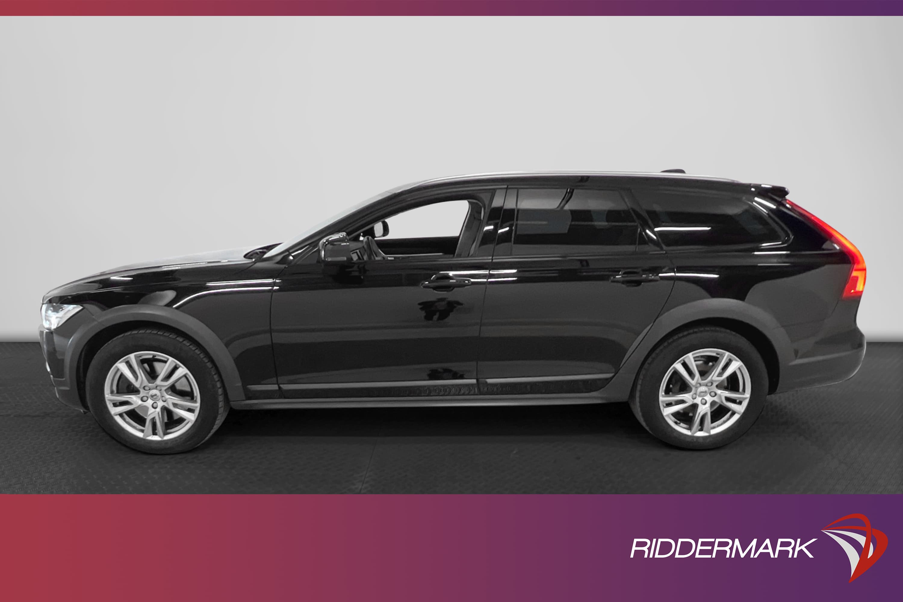 Volvo V90 Cross Country T5 AWD
