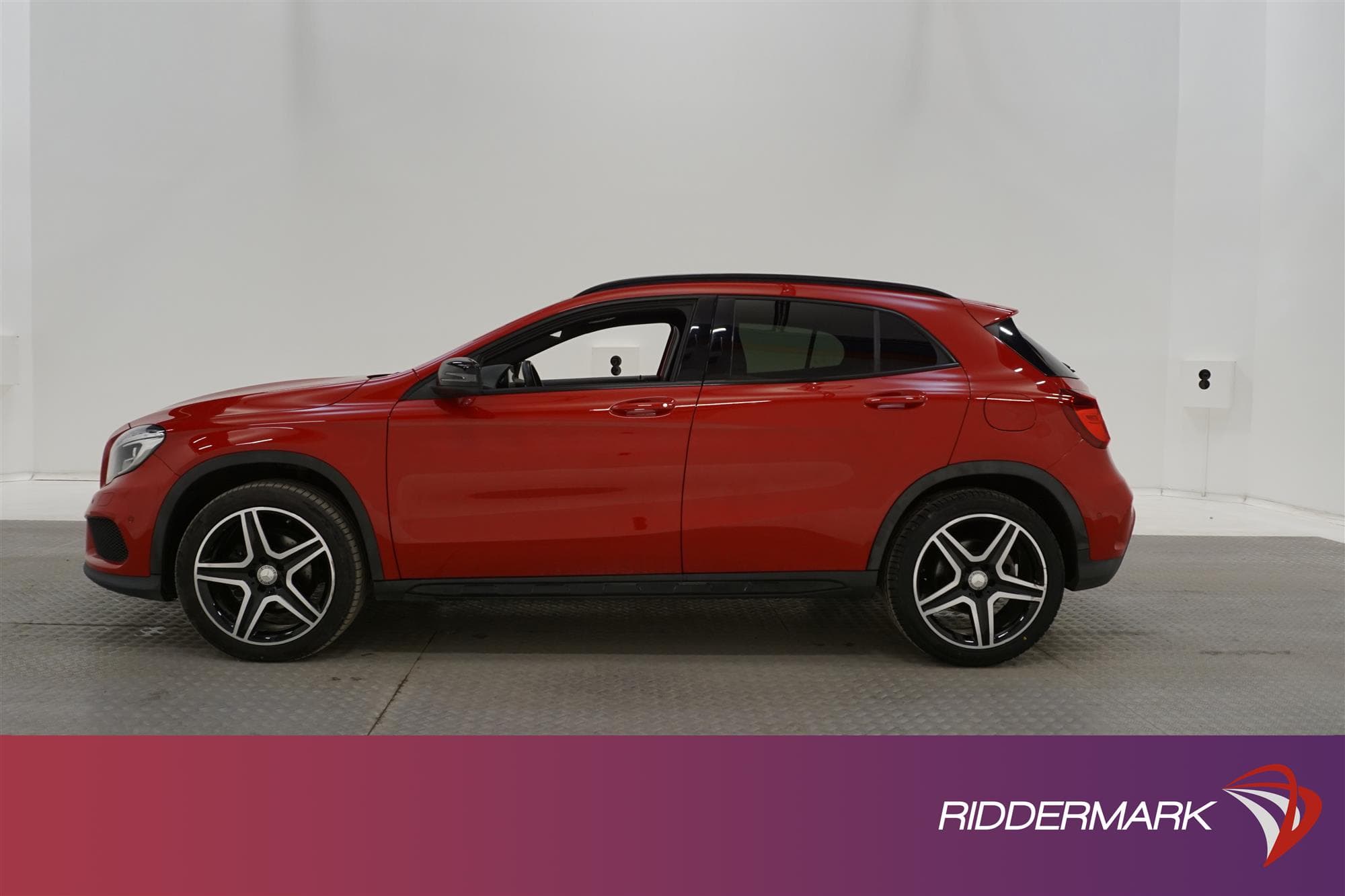 Mercedes-Benz GLA 200 156hk
