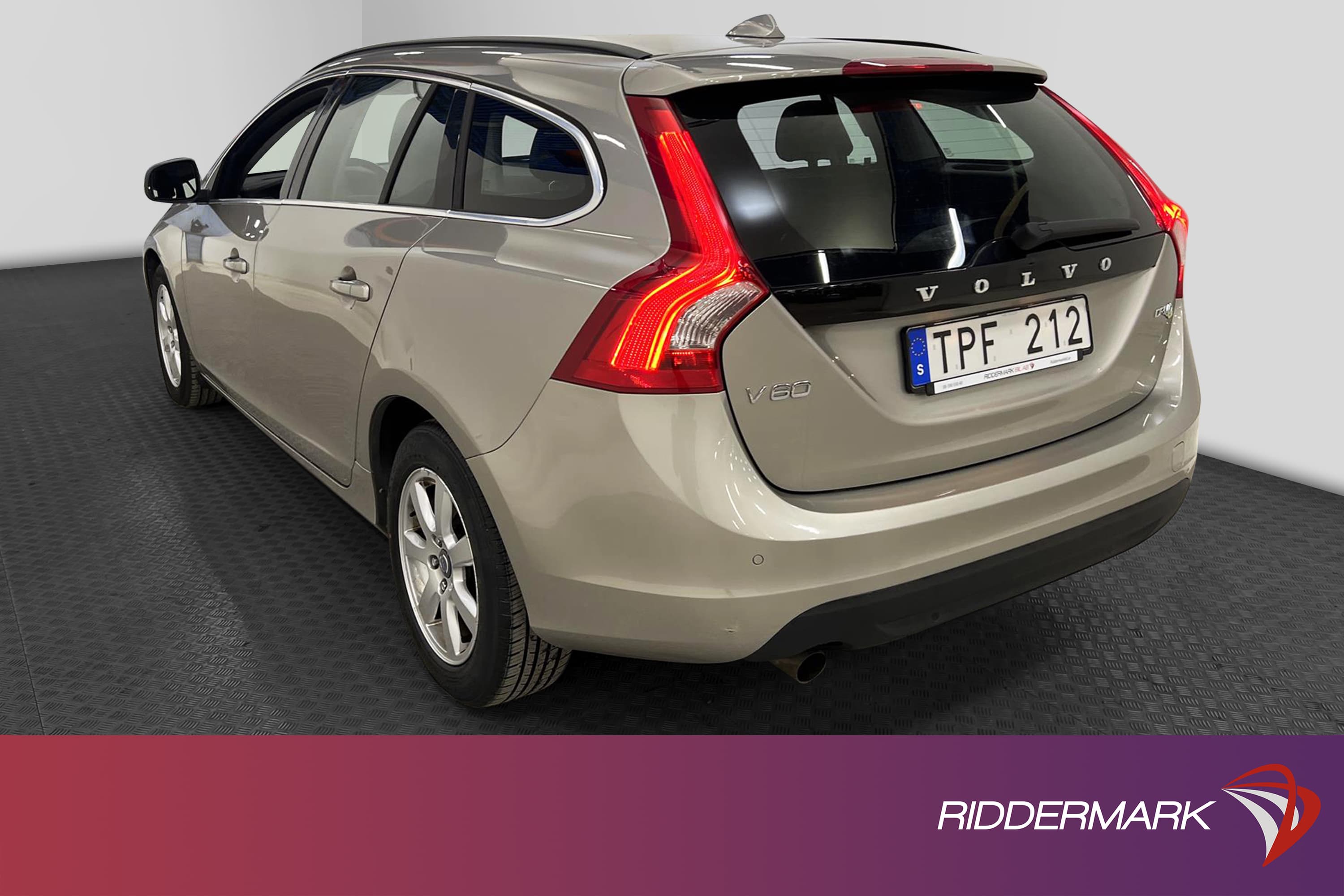 Volvo V60 D2 Powershift 115hk