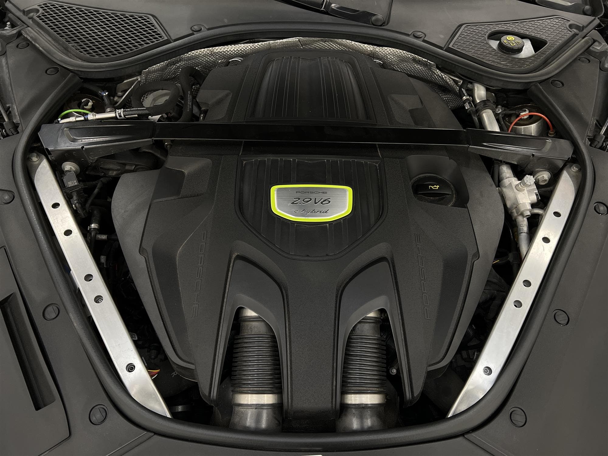 Porsche Panamera 4 E-hybrid Sport Turismo 462hk Bose Panointeriör
