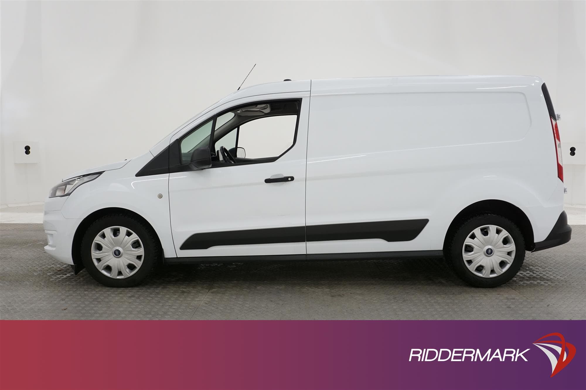 Ford Transit Connect 1.5Eco Automat LWB Drag Värmare Moms