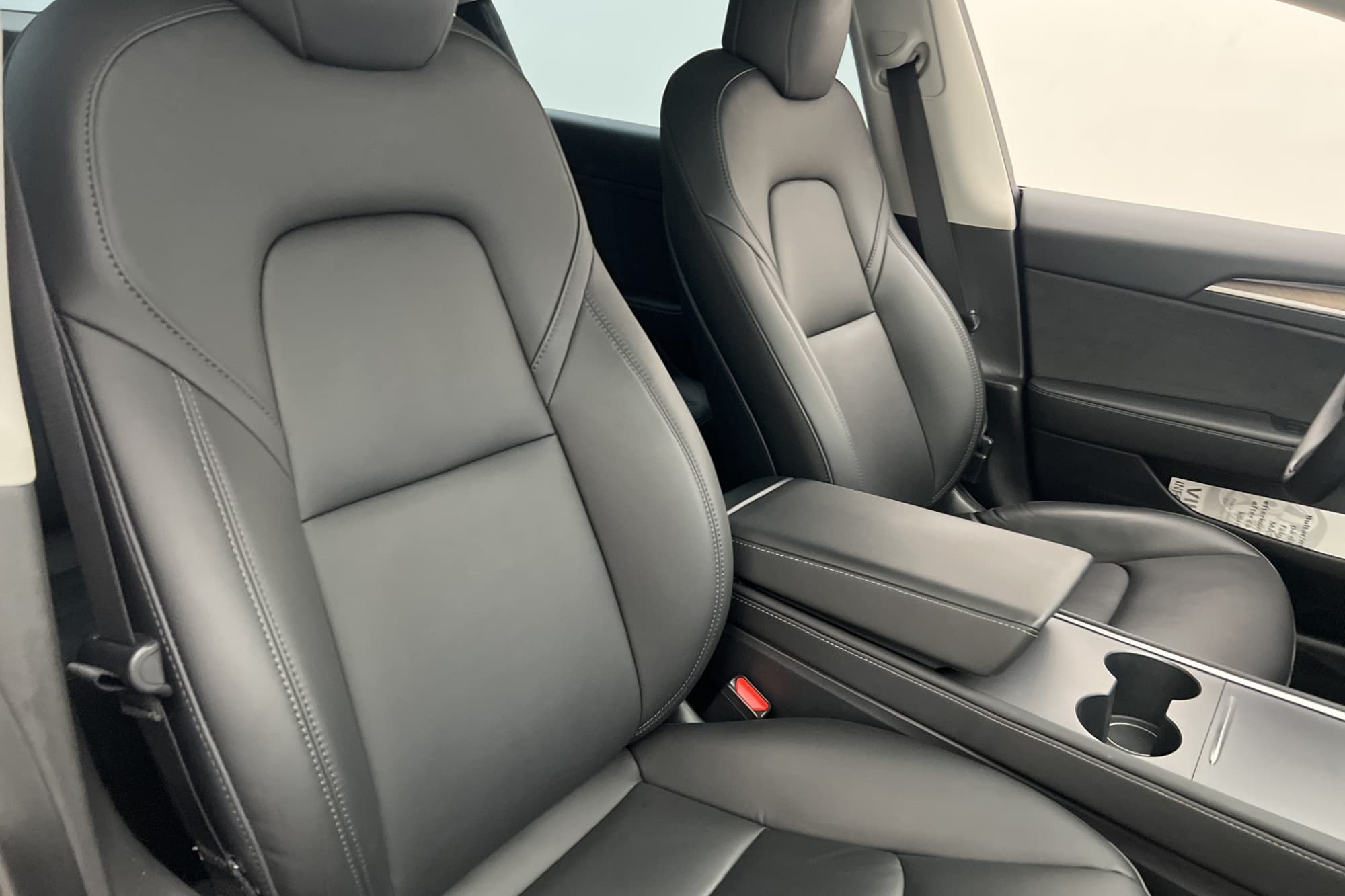 Tesla Model 3 Standard Range Plus Panorama Svensksåld