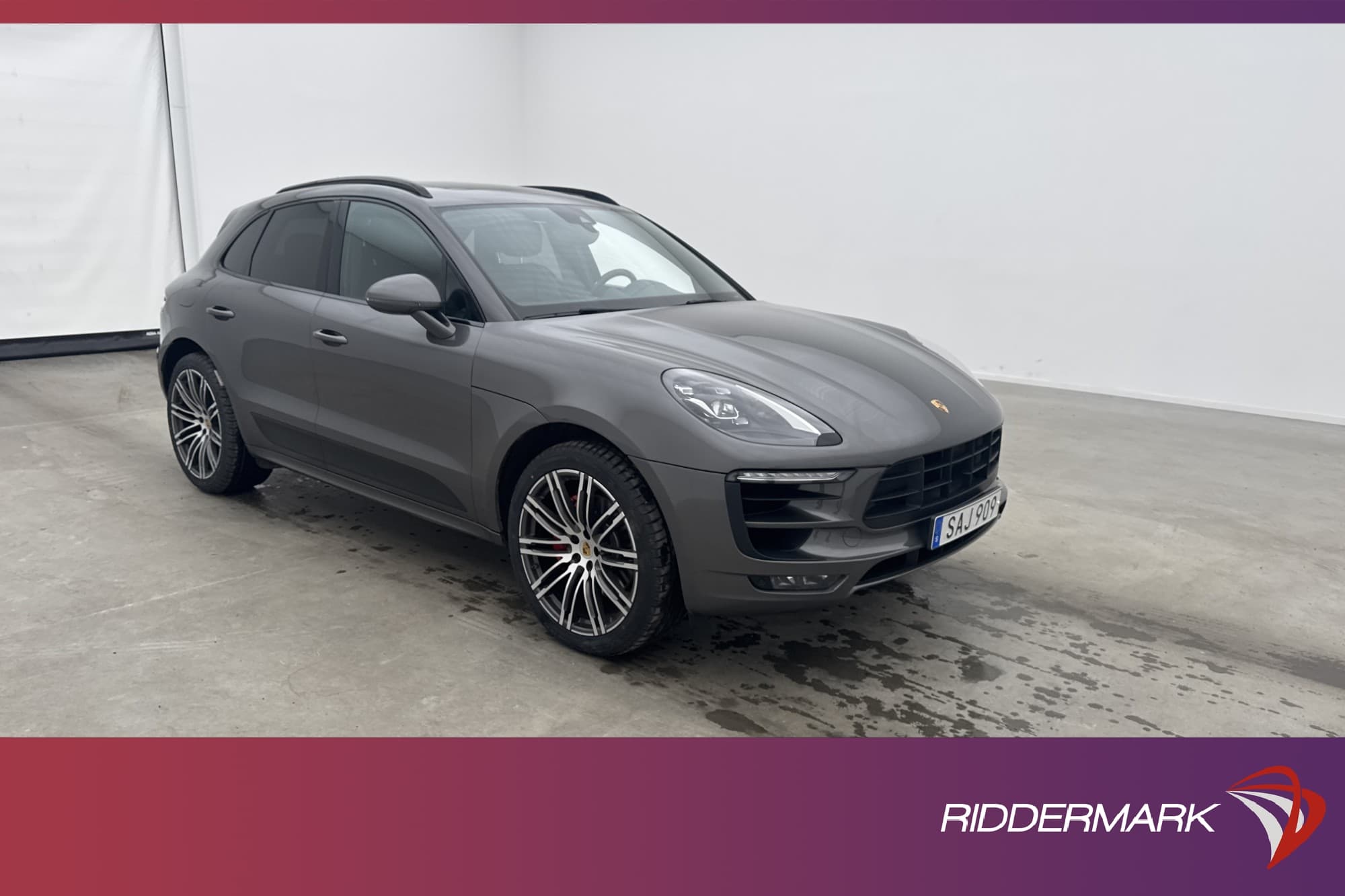 Porsche Macan GTS 360hk Chrono Pano PASM Sportavgas BOSE
