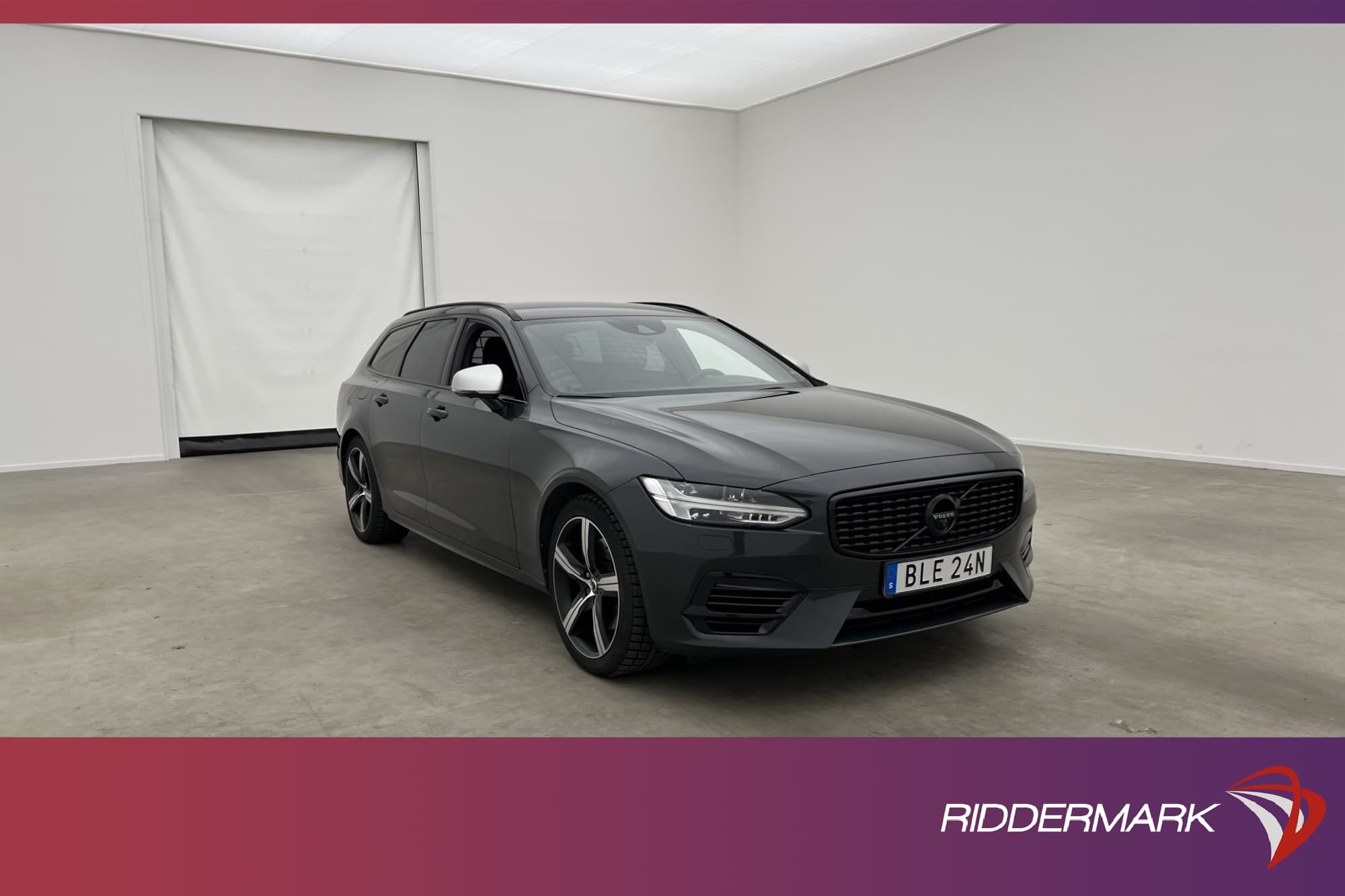 Volvo V90 Recharge T8 AWD