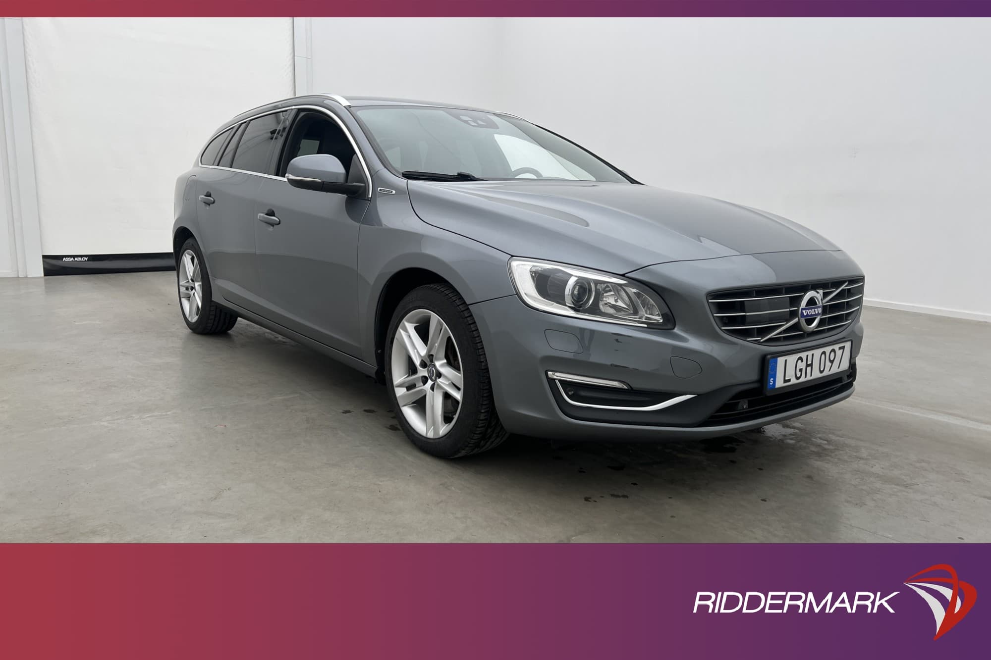 Volvo V60 D5 Plug-in AWD 231hk