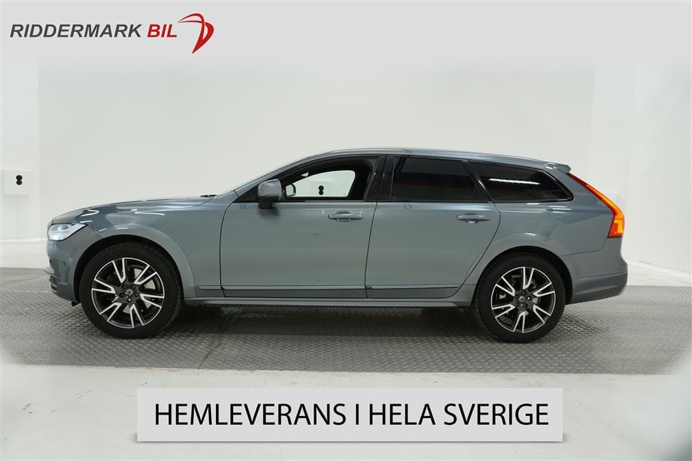 Volvo V90 D4 Cross Country AWD