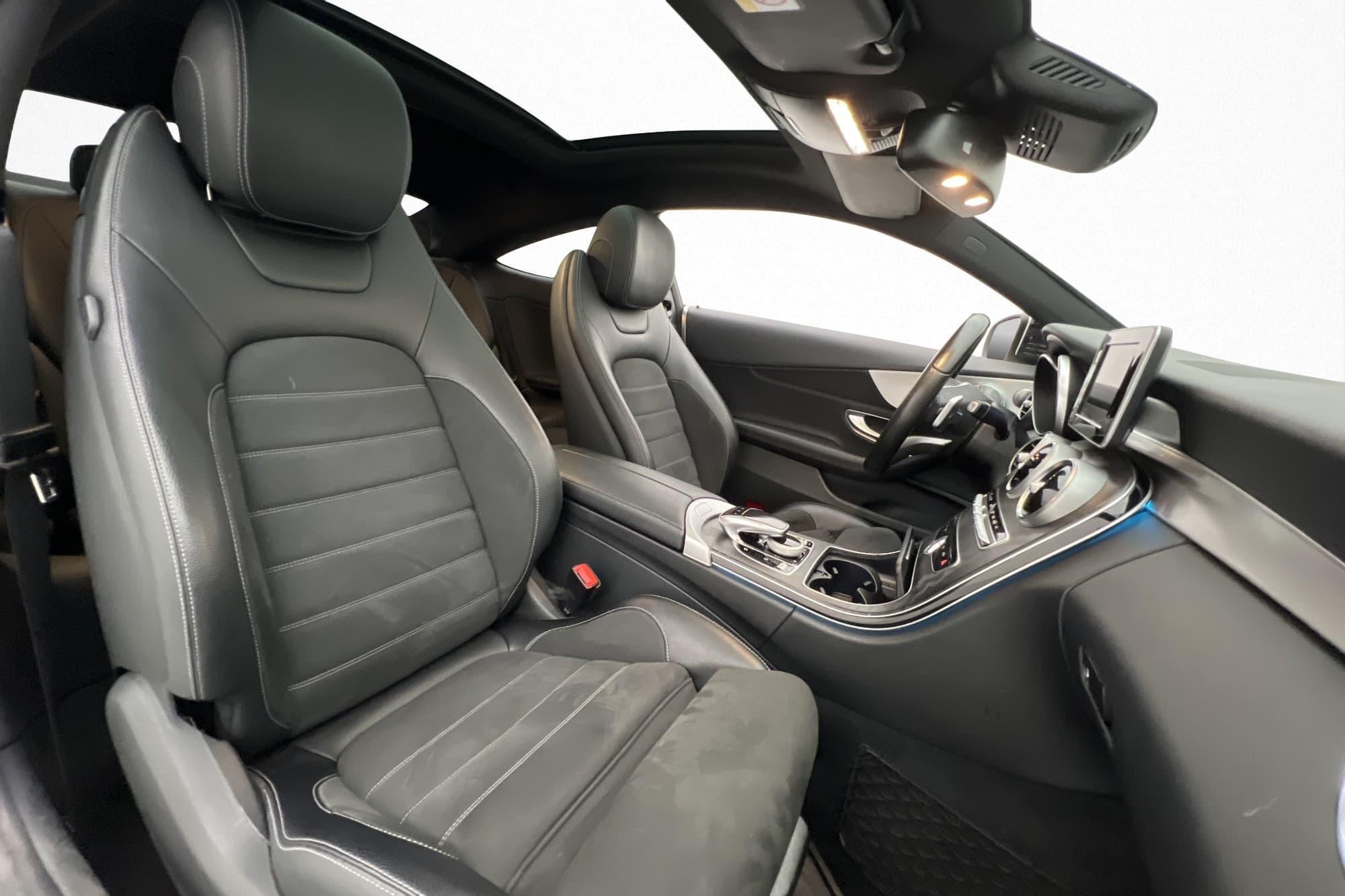 Mercedes-Benz C 220d AMG Burmester Pano Kamera Kamera LED