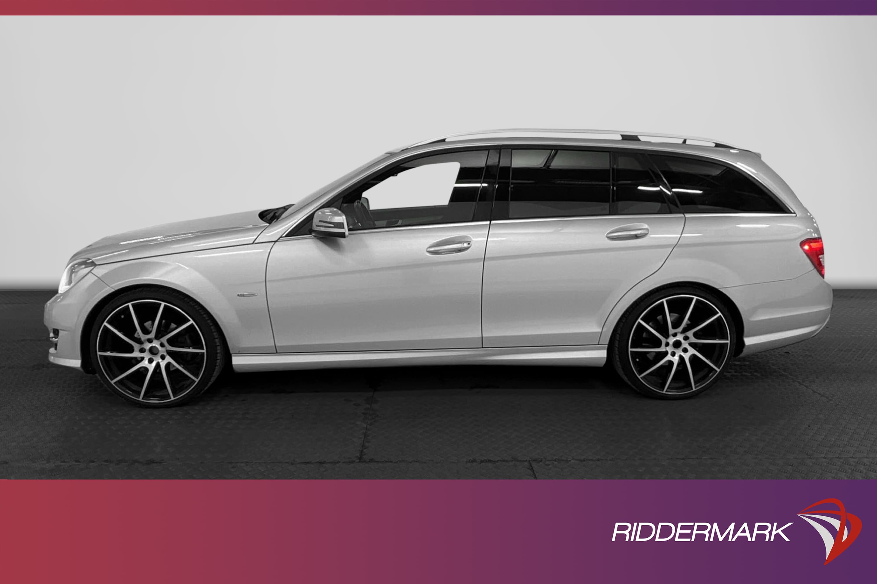 Mercedes-Benz C 180 T BlueEfficiency 156hk