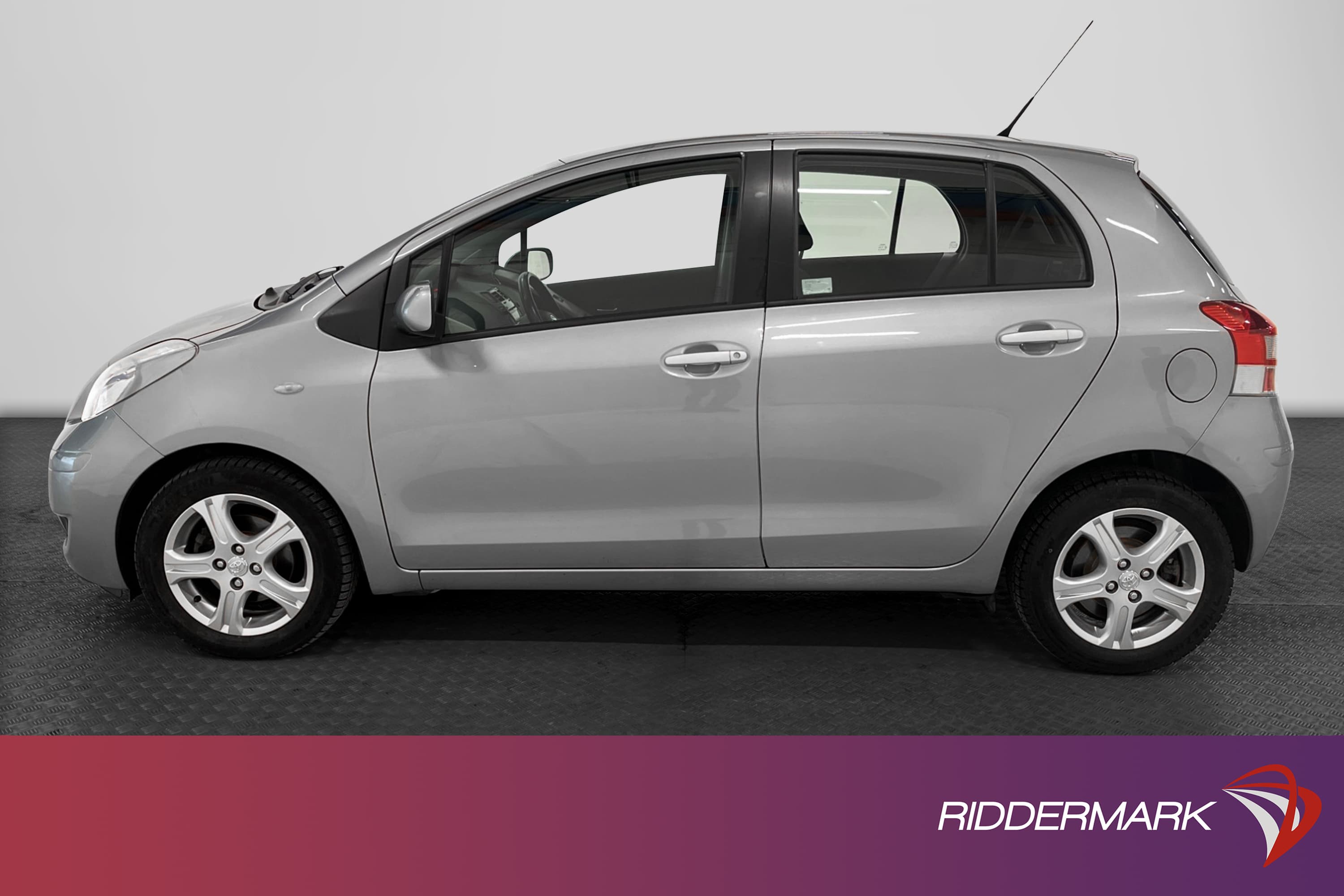 Toyota Yaris 1.33 Dual 101hk