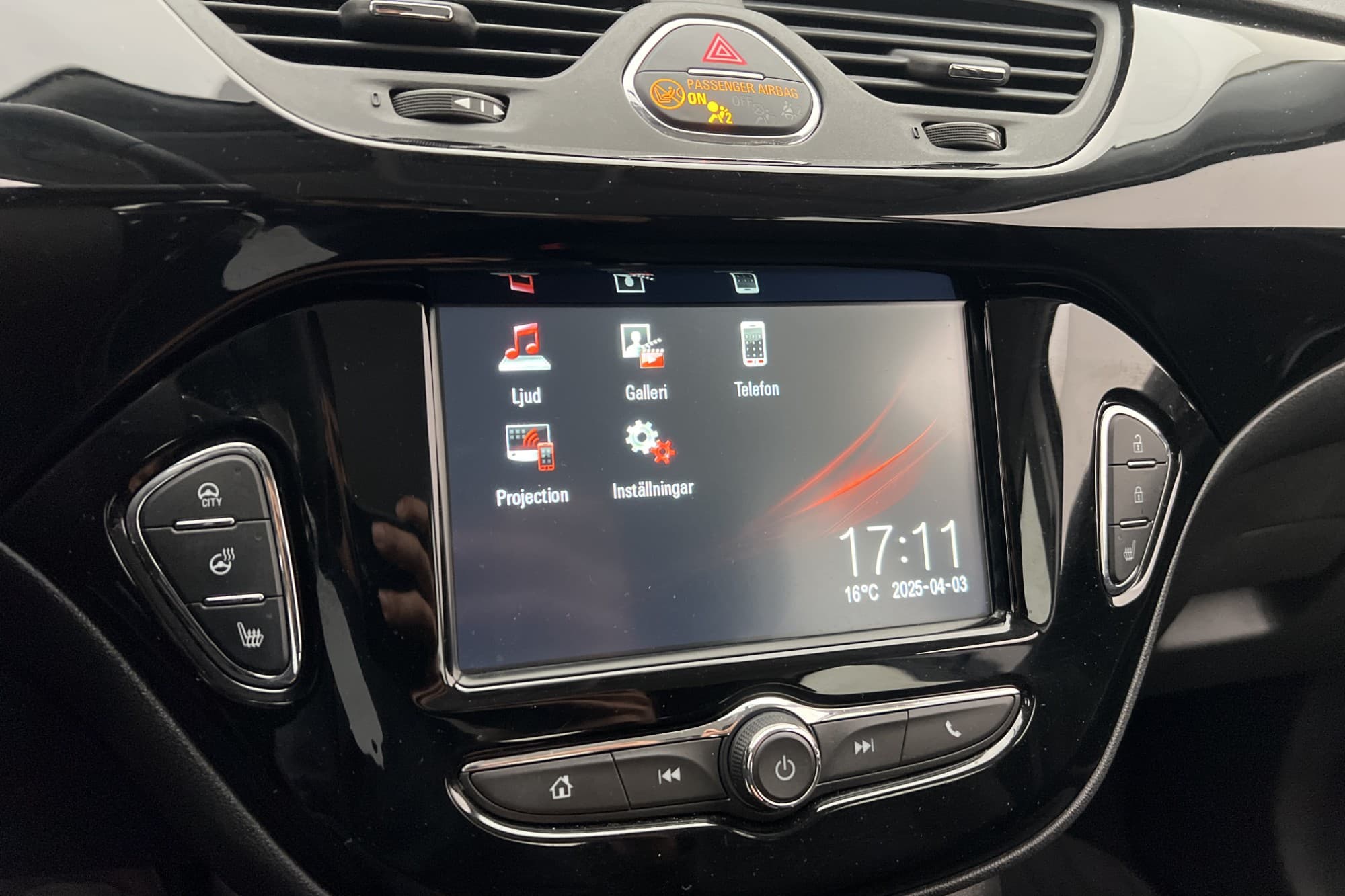 Opel Corsa 5-dörrar 1.4 90hk Rattvärme Bluetooth Farthållare
