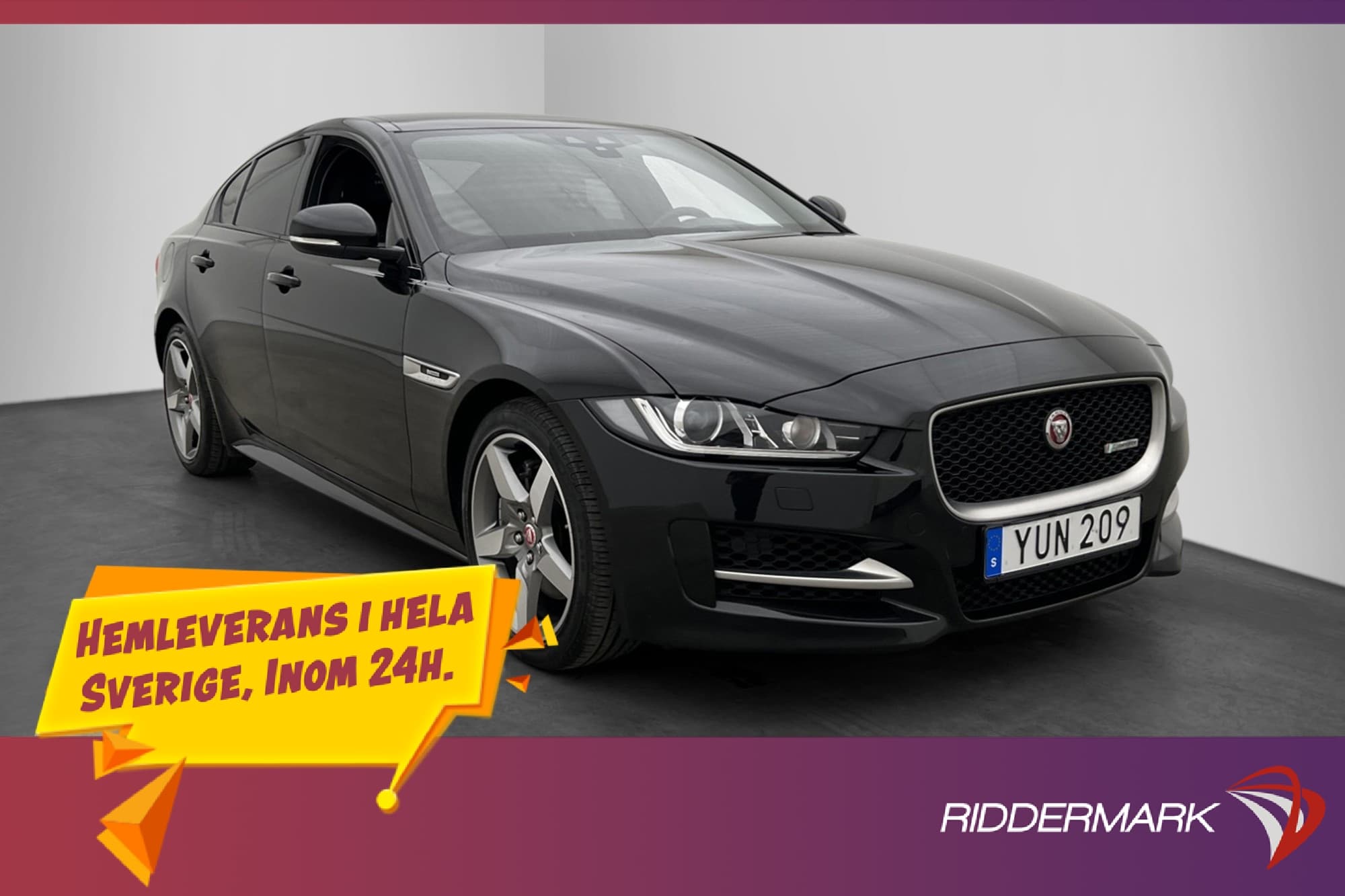 Jaguar XE 20t R-Sport Panorama Meridian Kamera Skinn Cockpit