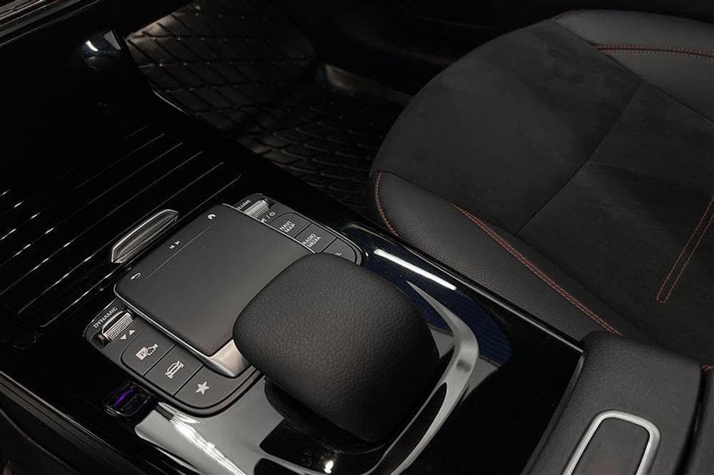 Mercedes-Benz CLA 200 SB 163hk AMG Wide Kamera GPS Drag MOMS
