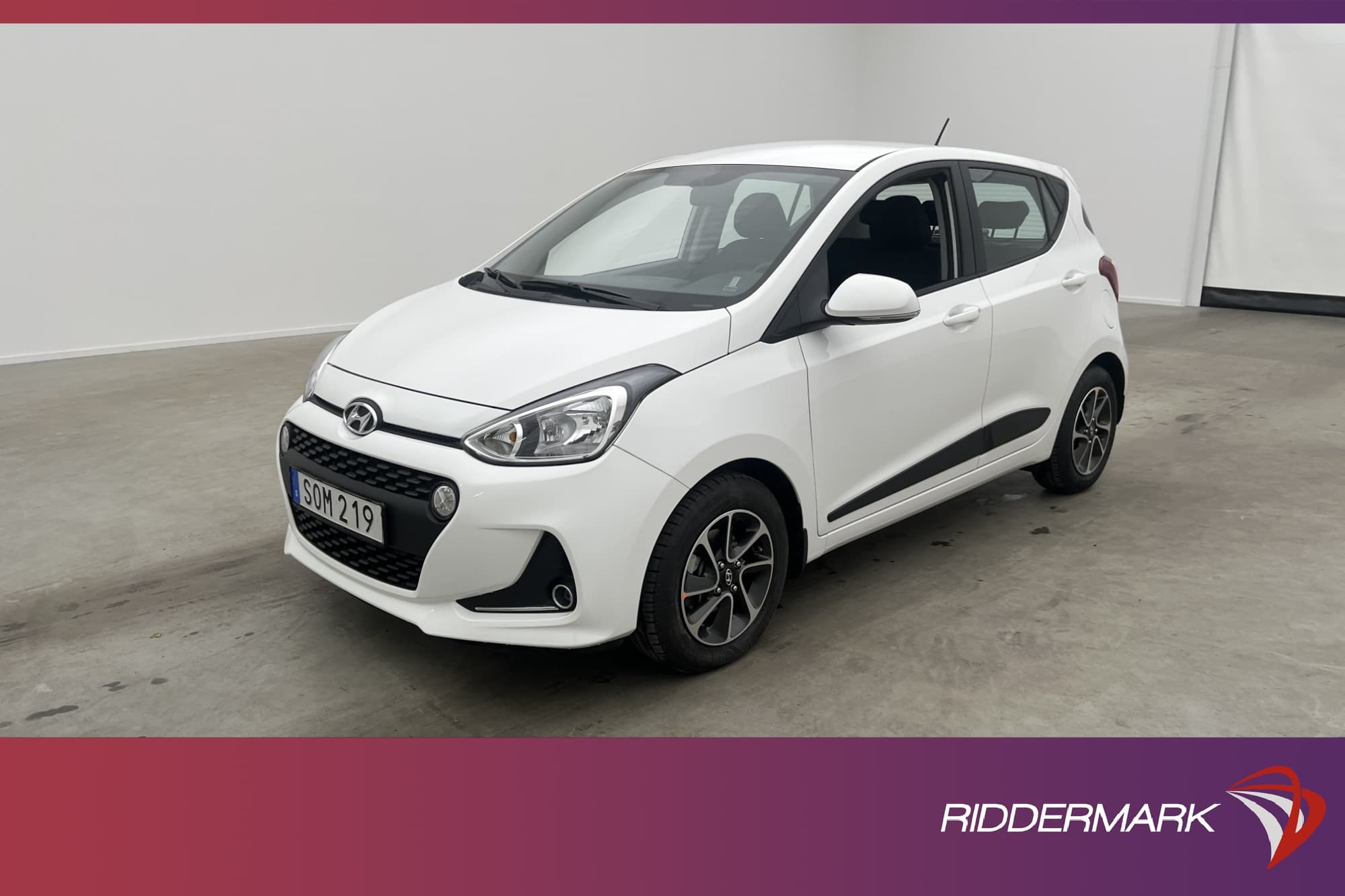 Hyundai i10 1.0 blue 67hk
