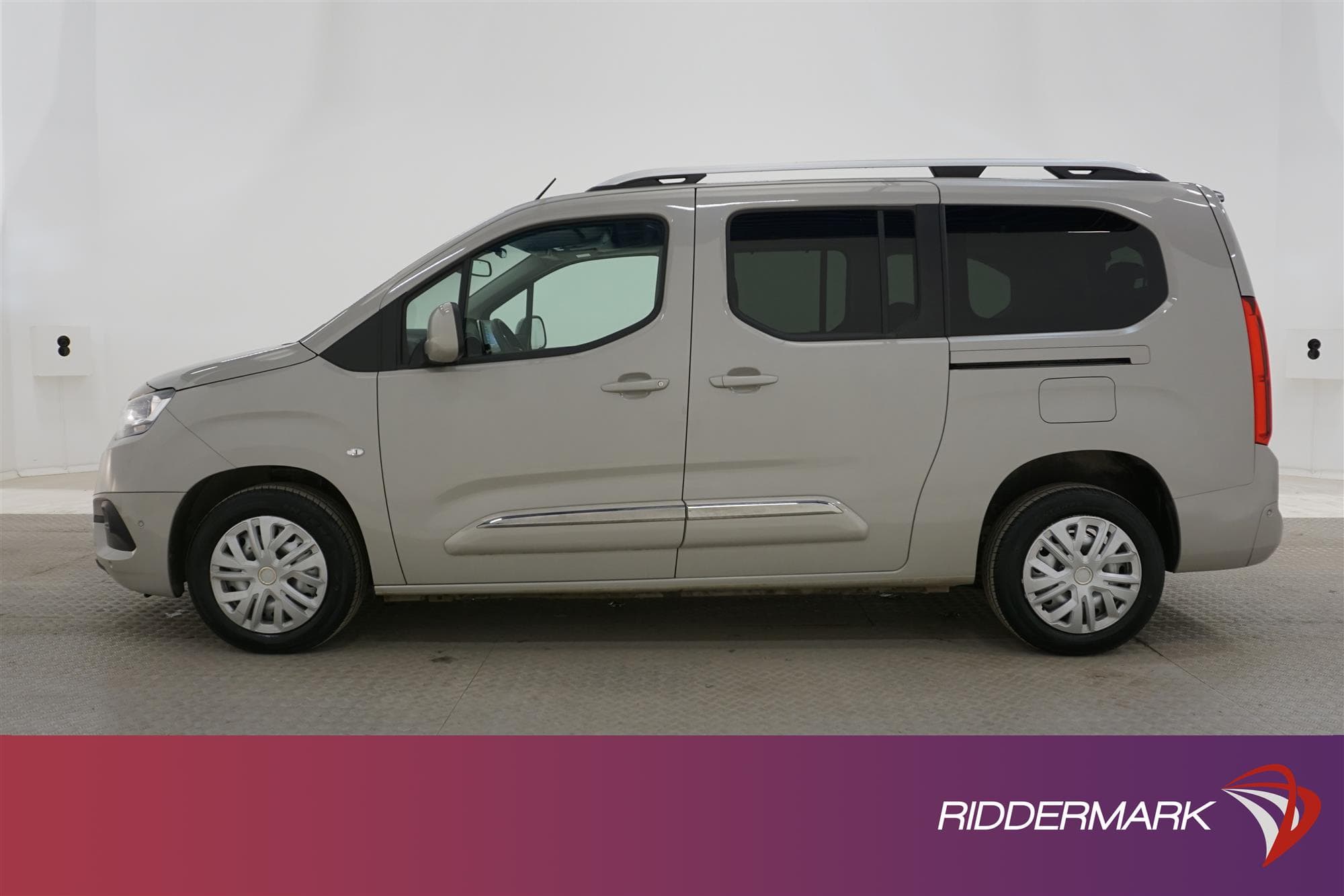 Toyota ProAce City Verso 1.2 Automat Lång HUD Kamera Navi
