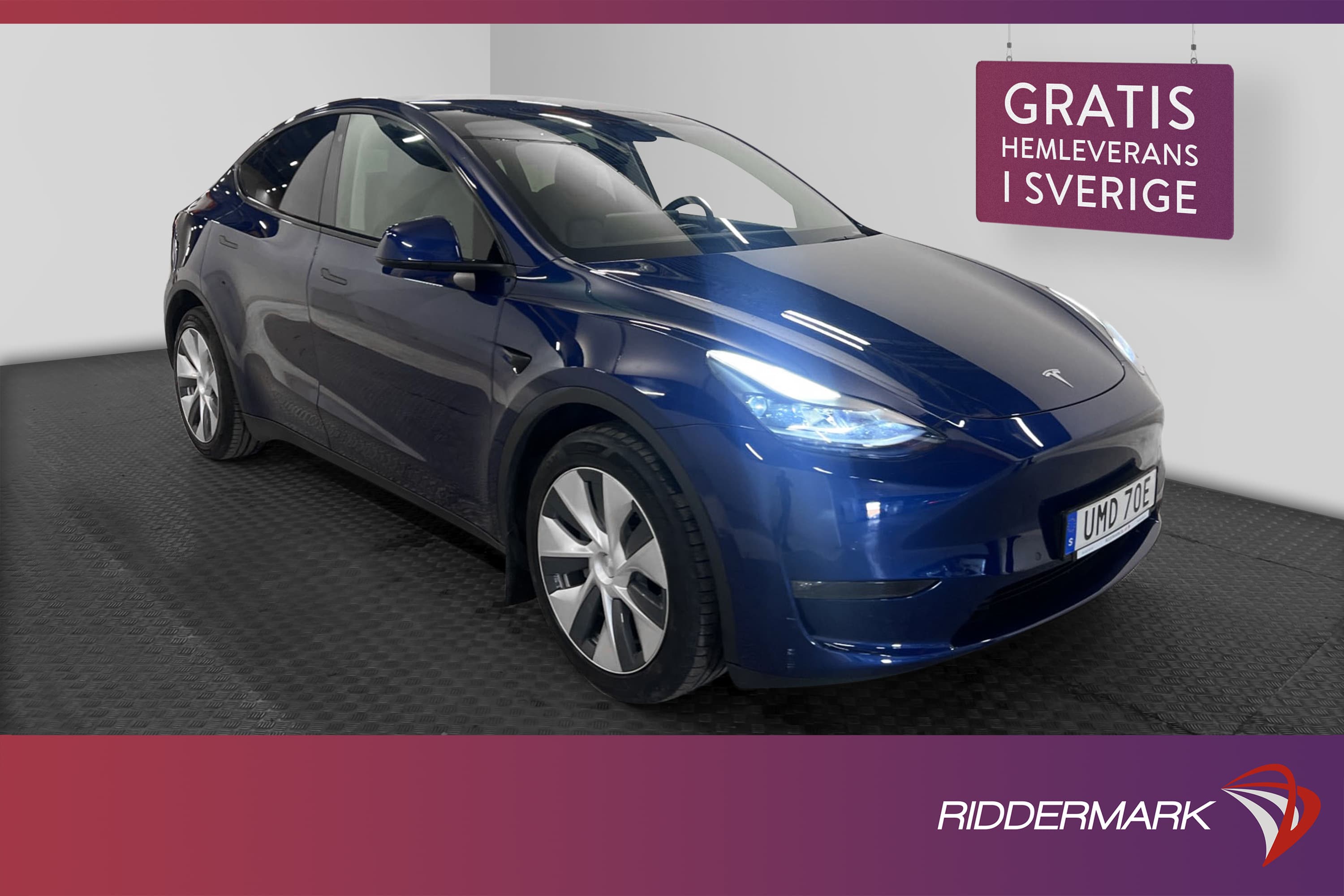Tesla Model Y Long Range AWD 345hk Autopilot Pano Svensksåld