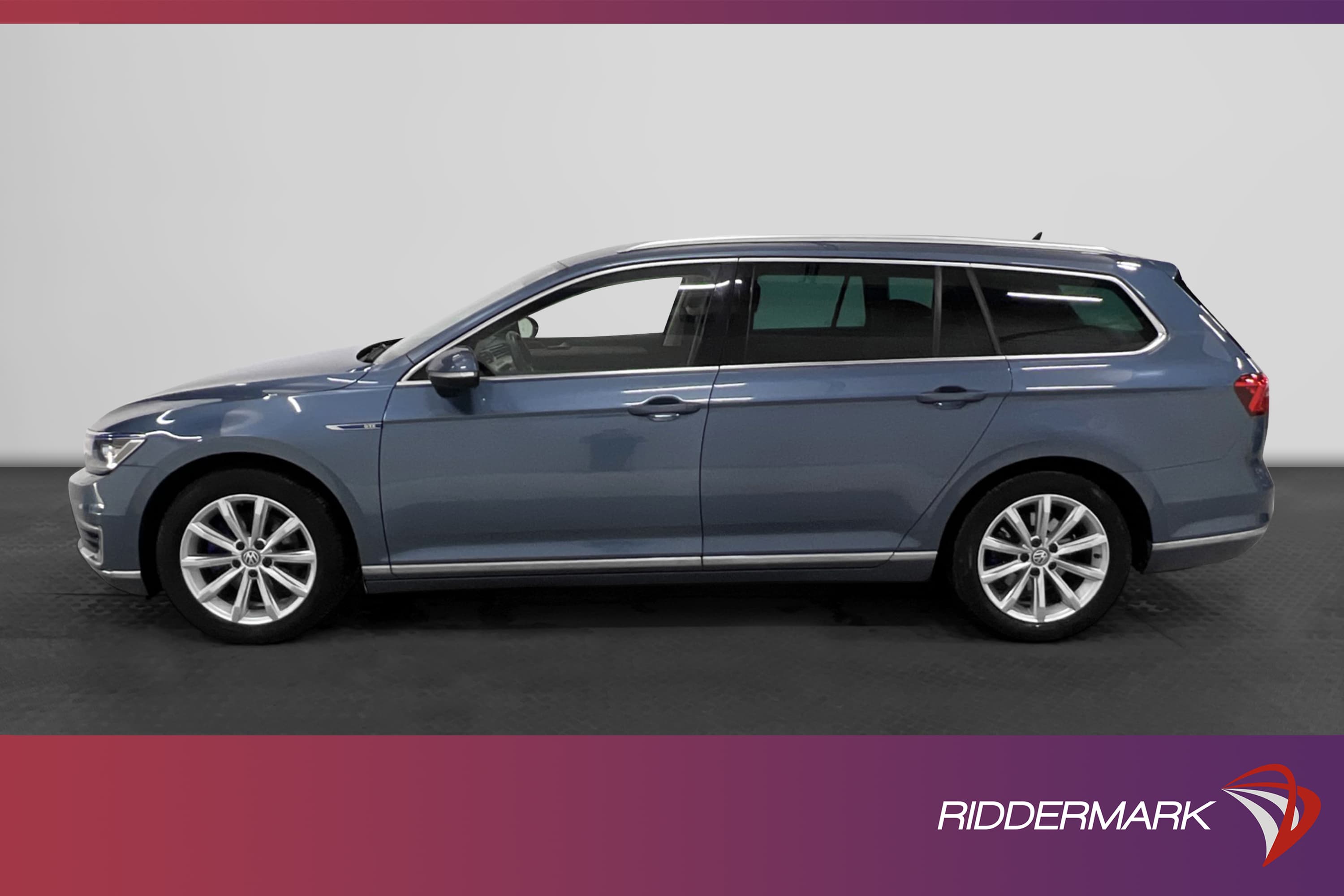 Volkswagen Passat GTE 218hk