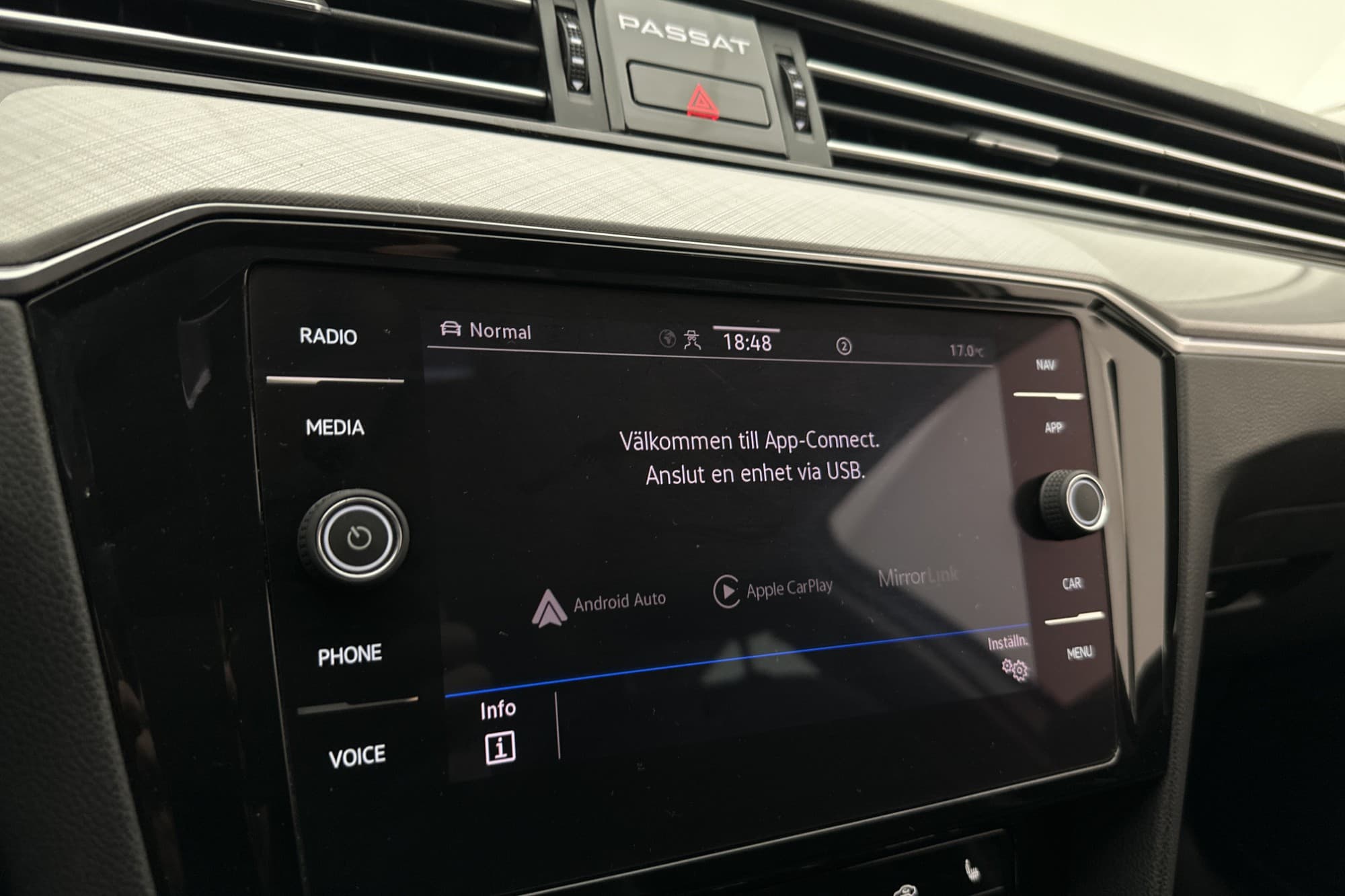 Volkswagen Passat GTE 1.4 TSI 218hk Kamera CarPlay Navi Drag