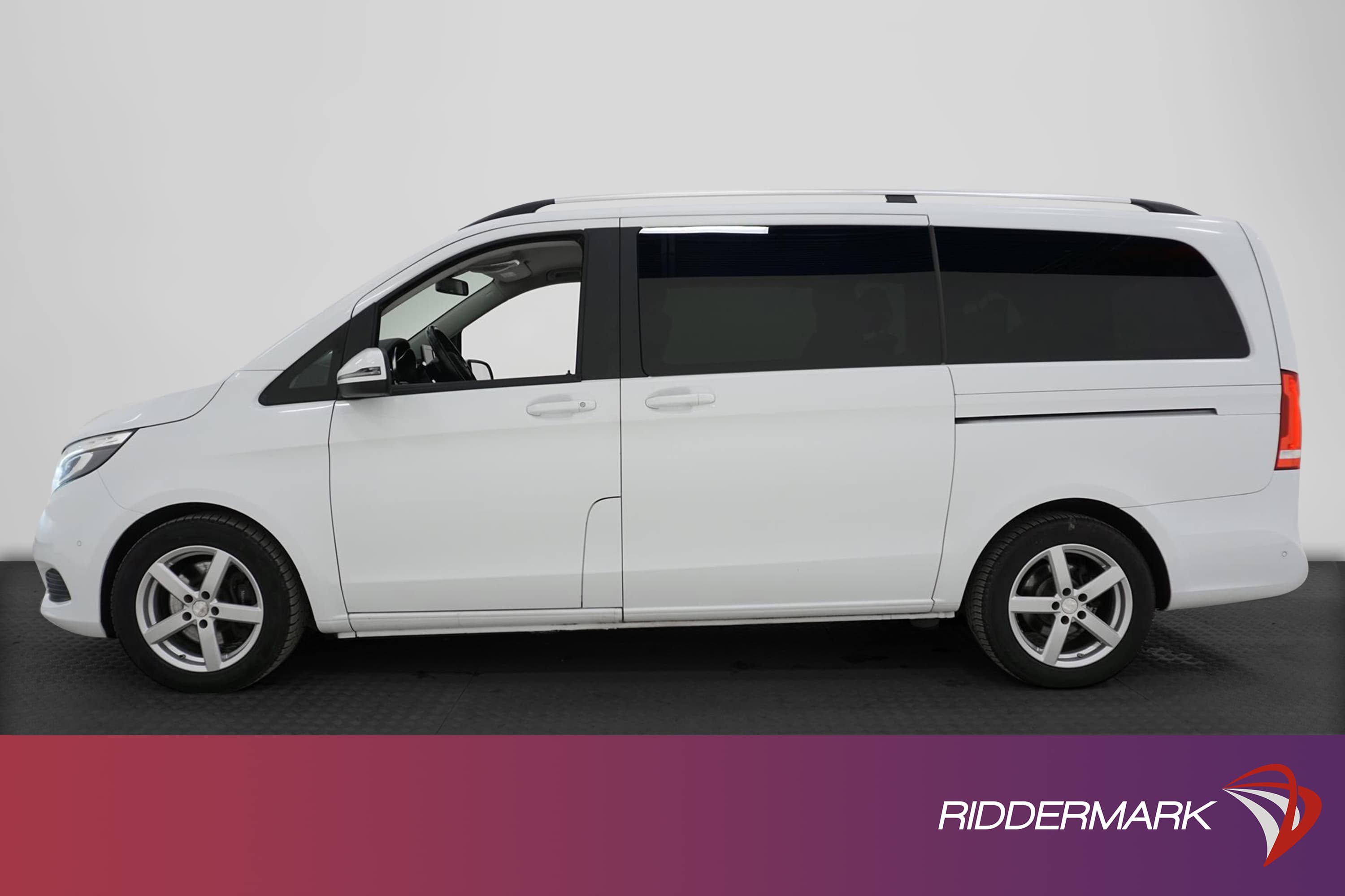 Mercedes-Benz V220 Automat Lång Kamera Navi Värmare Moms