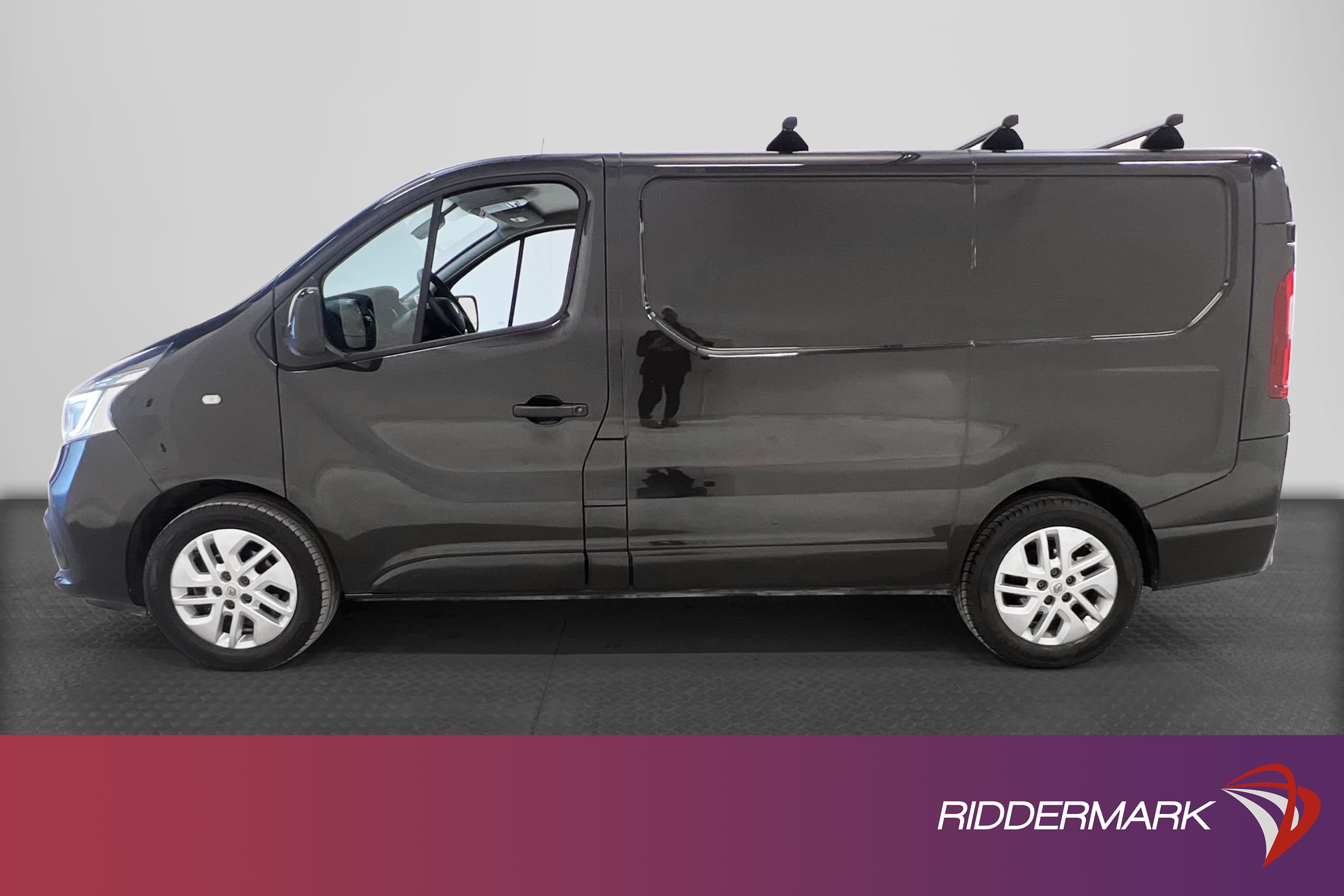 Renault Trafic 2.0dCi Kamera Dragkrok Kamera Värmare Moms