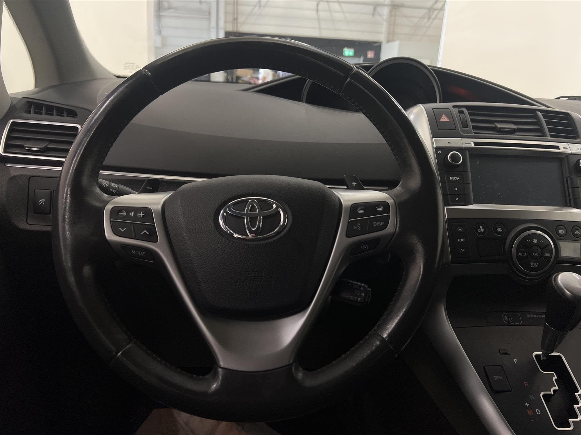 Toyota Verso 1.8 147hk M&K-Värmare Backkamera 0,53L/mil