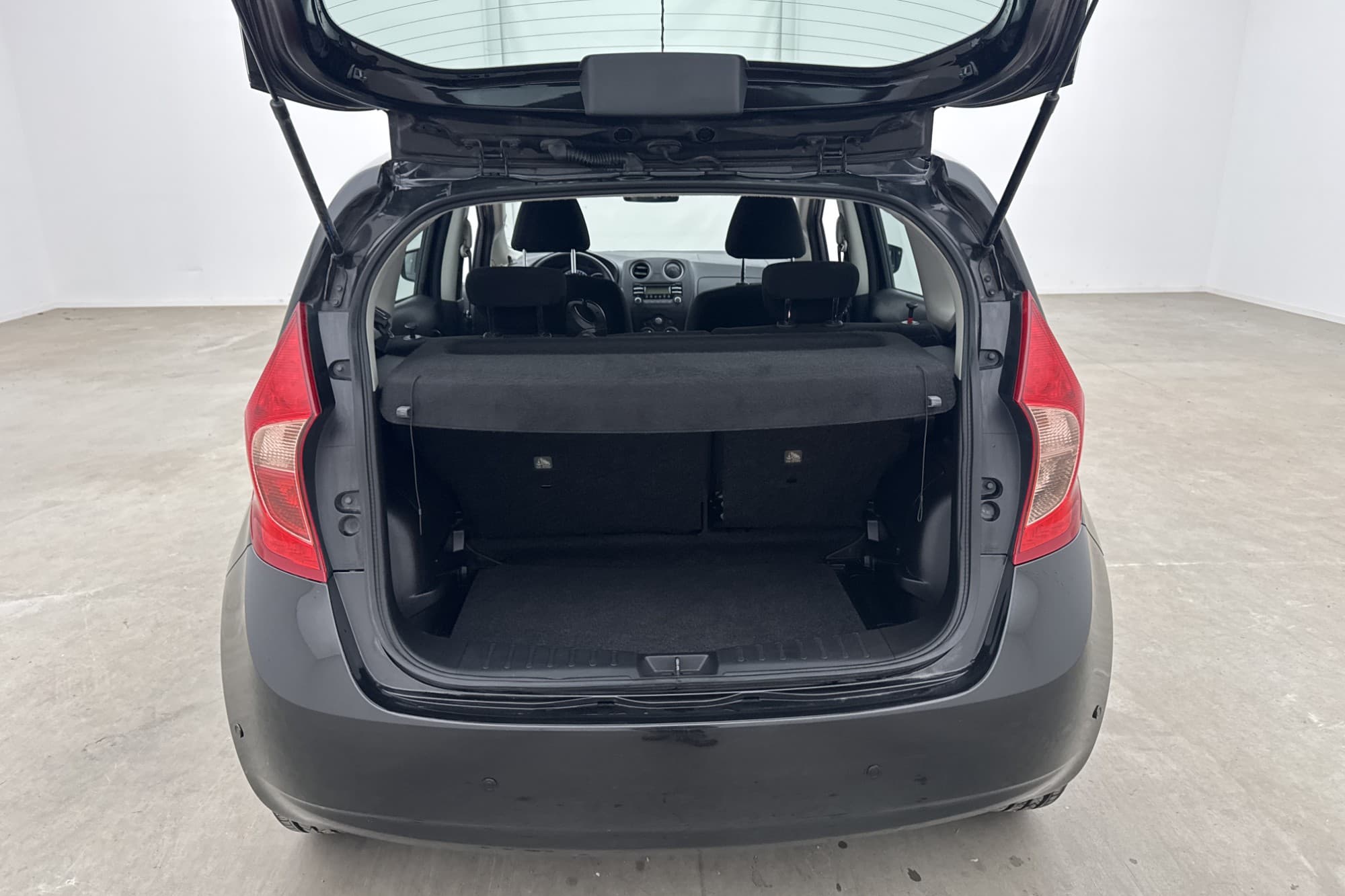 Nissan Note 1.2 80hk Farthållare 360kr Årsskatt 0,47l/mil