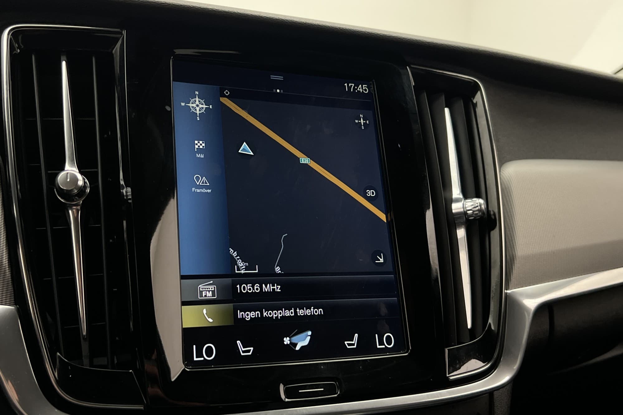 Volvo V90 D5 AWD Inscription D-Värmare VOC Kamera Drag Navi