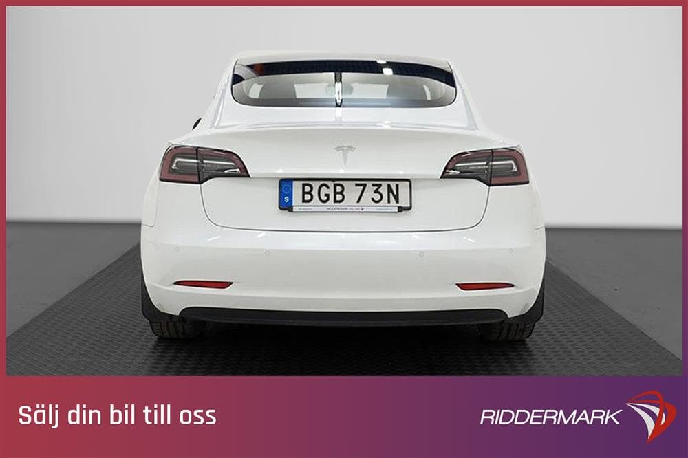 Tesla Model 3 Standard Range Plus 258hk Svensksåld Autopilotexteriör
