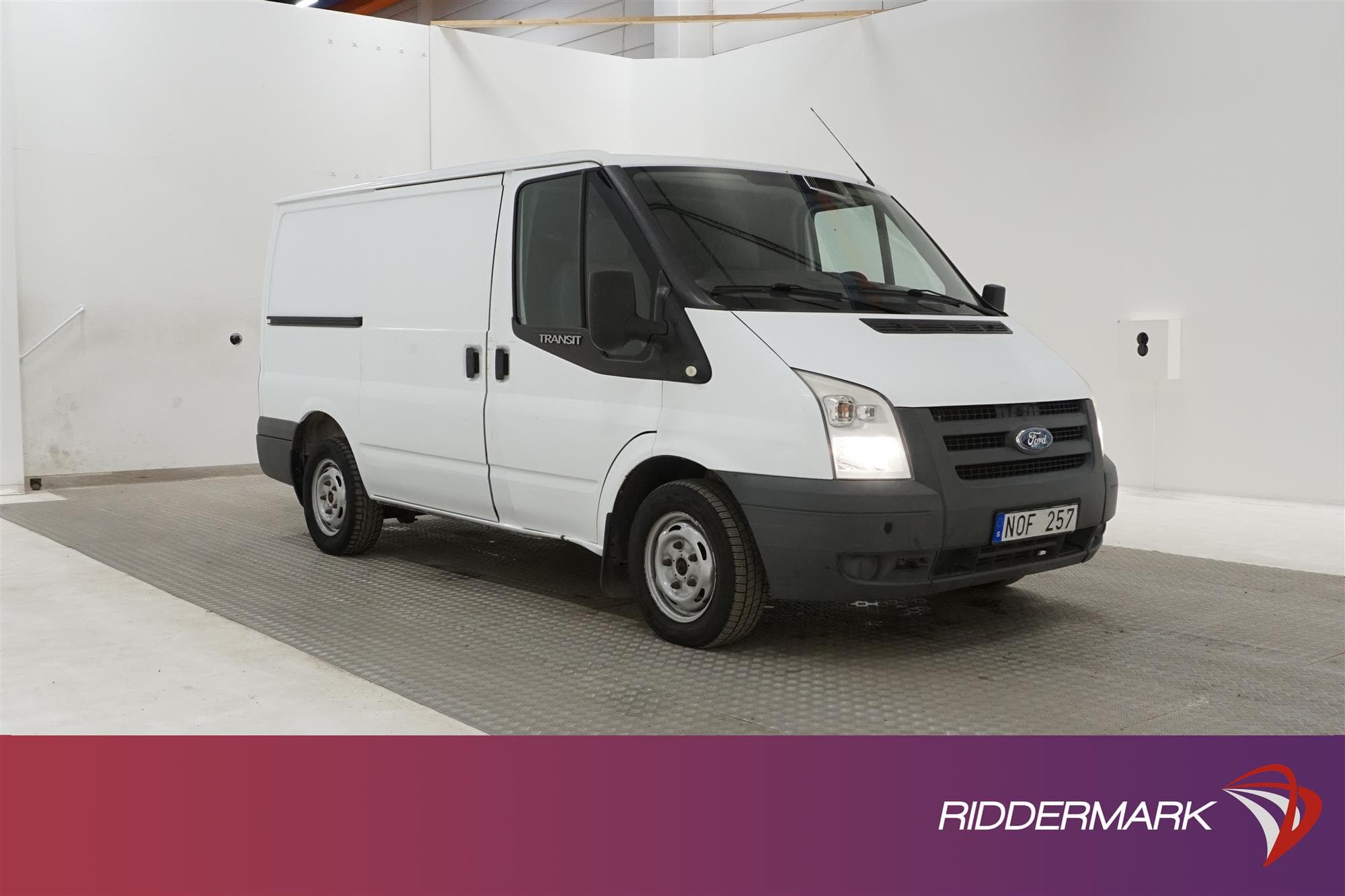 Ford Transit 2.2TDCi Dragkrok Värmare