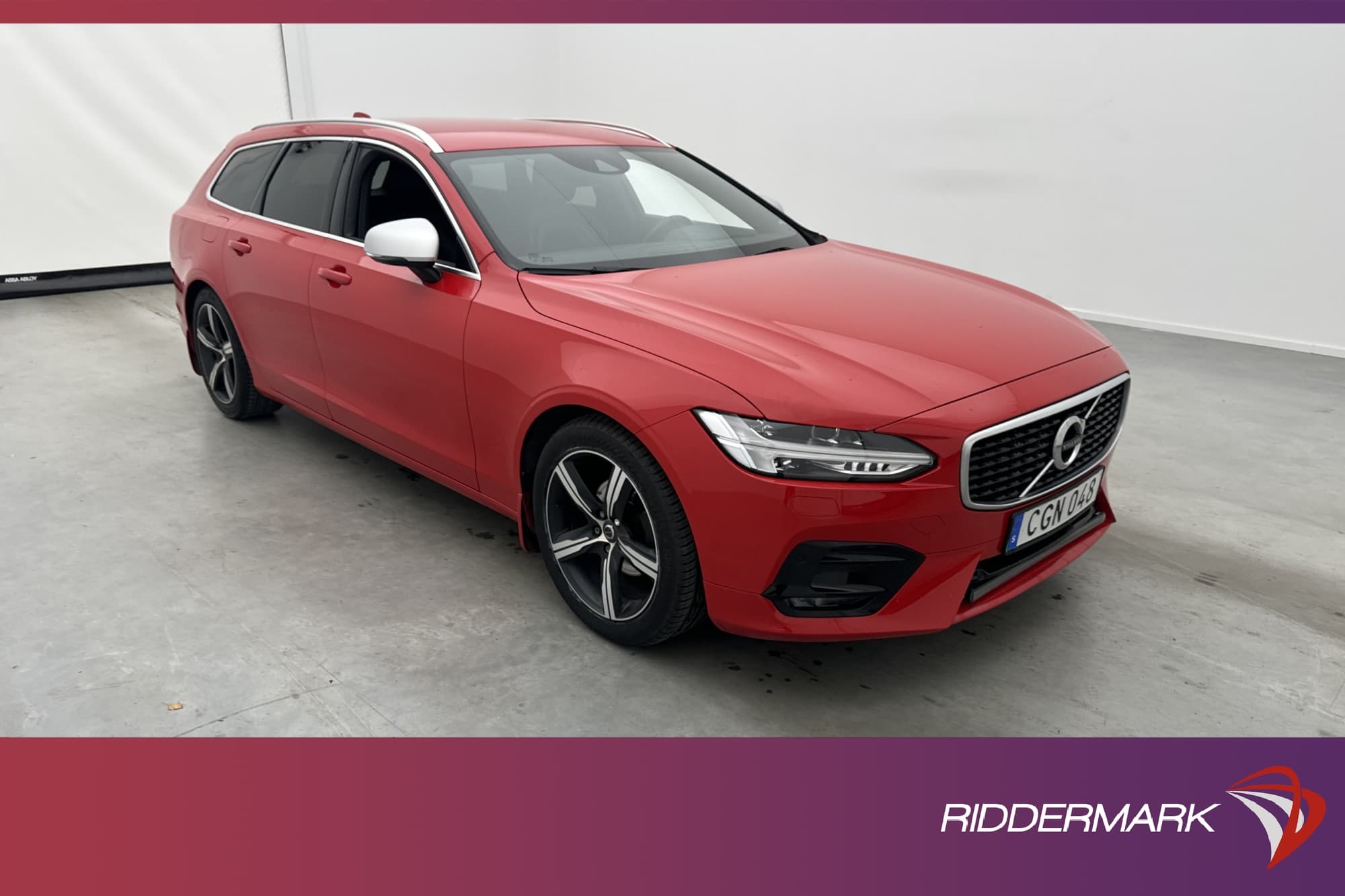 Volvo V90 D4 190hk R-Design VOC Halvskinn D-Värmare Keyless