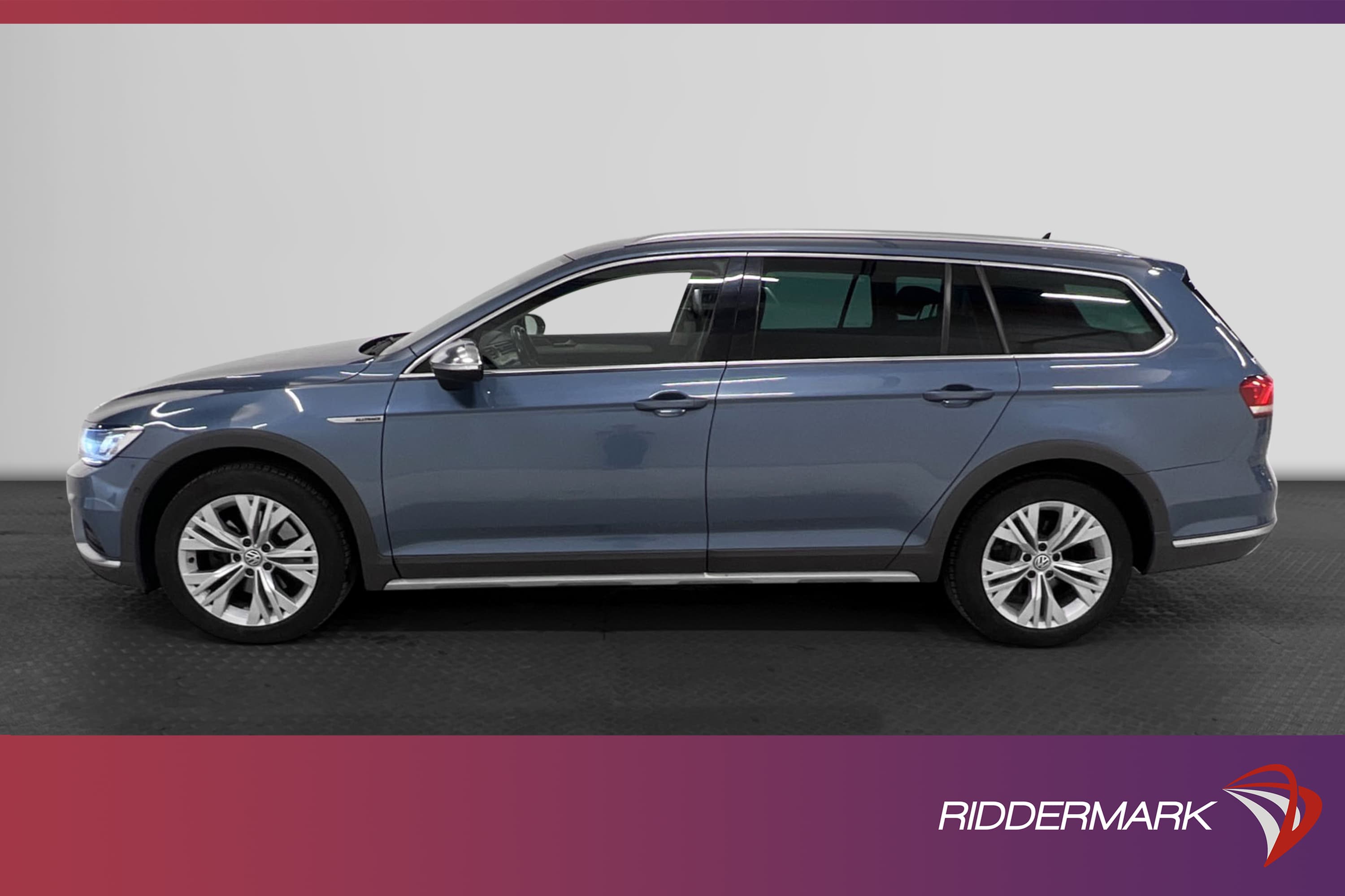 Volkswagen Passat Alltrack 2.0 TDI 190hk D-värm Cockpit Drag