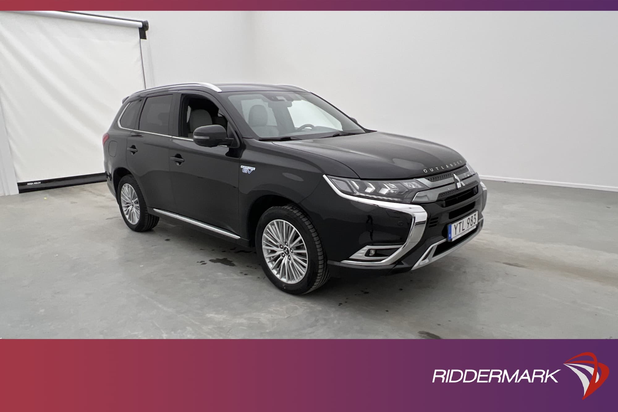 Mitsubishi Outlander PHEV 4WD 230hk