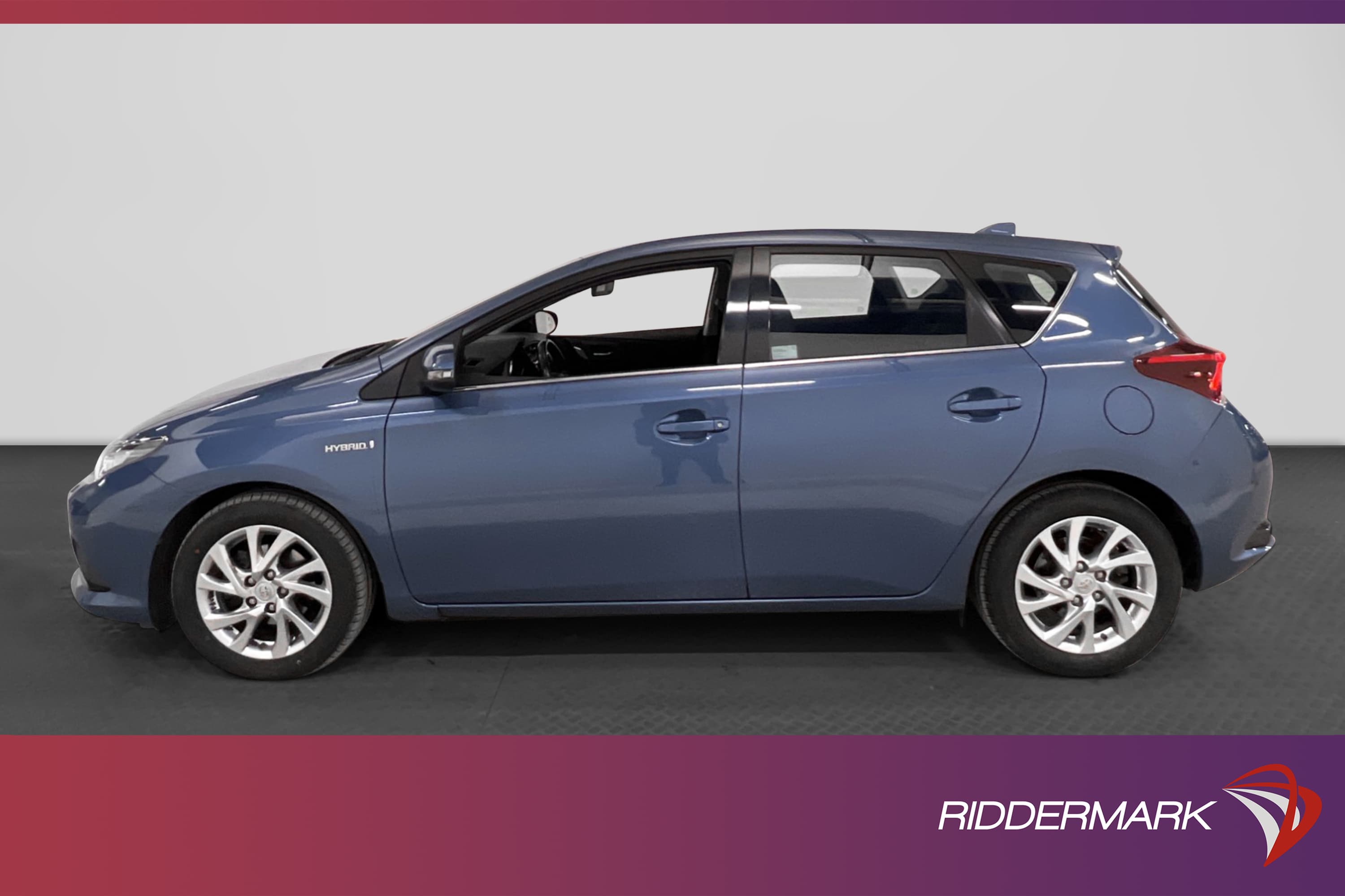 Toyota Auris Hybrid