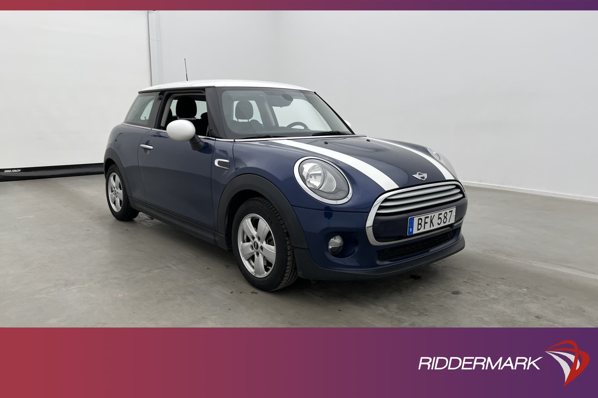 MINI Cooper 136hk Halvskinn Farthållare Låg-Skatt 0,47l/Mil