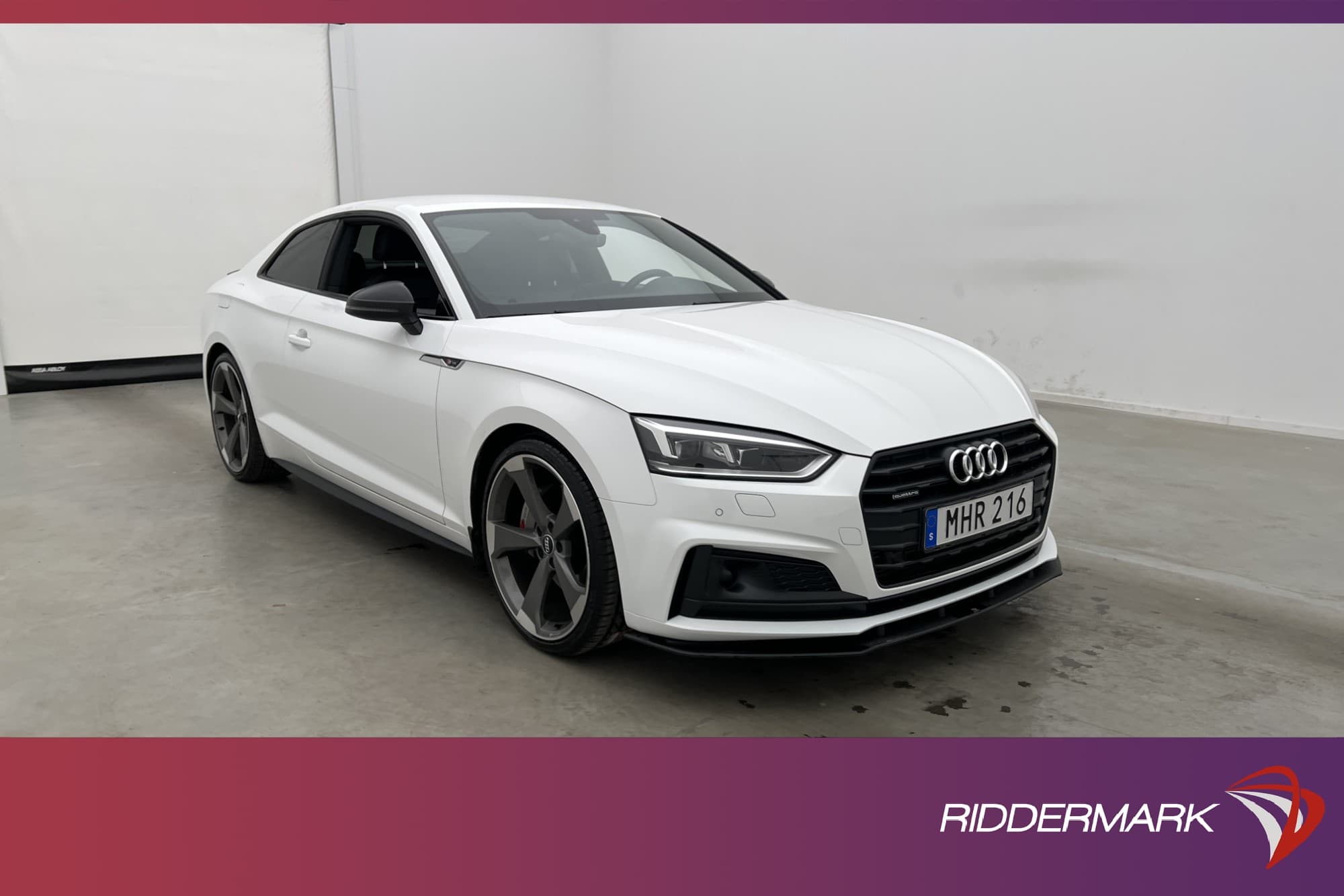 Audi A5 Coupé 2.0 TFSI Q 252hk S-Line Audi-Sound Svart-Optik