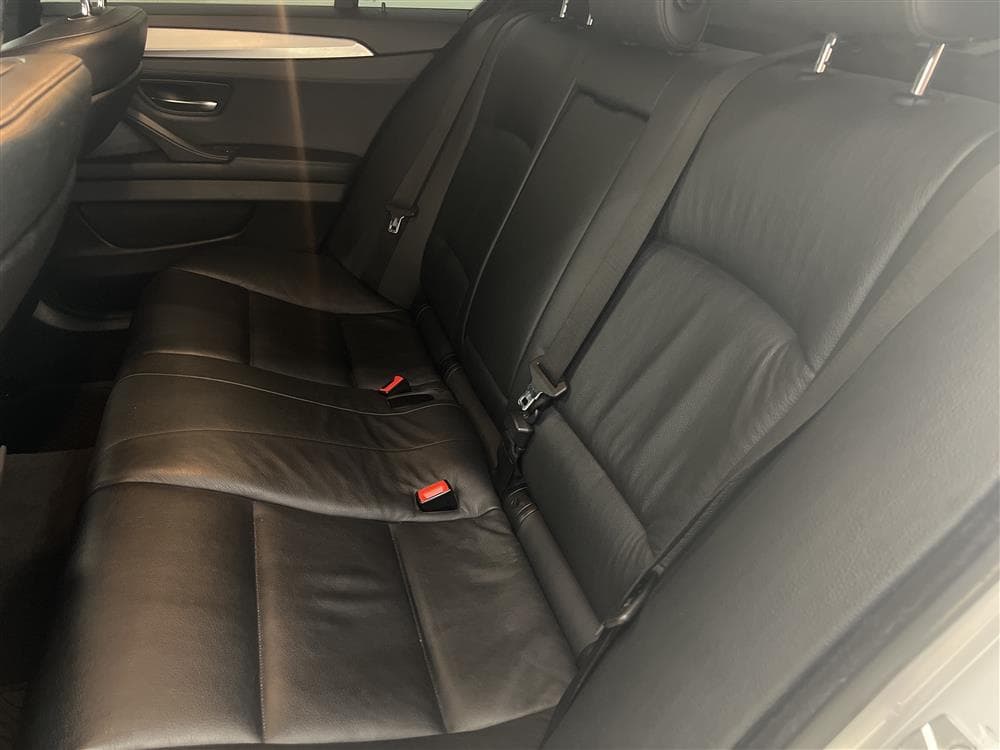 BMW 535d Sedan 299hk M-Sport M-värm Hifi Navi Skinn interiör