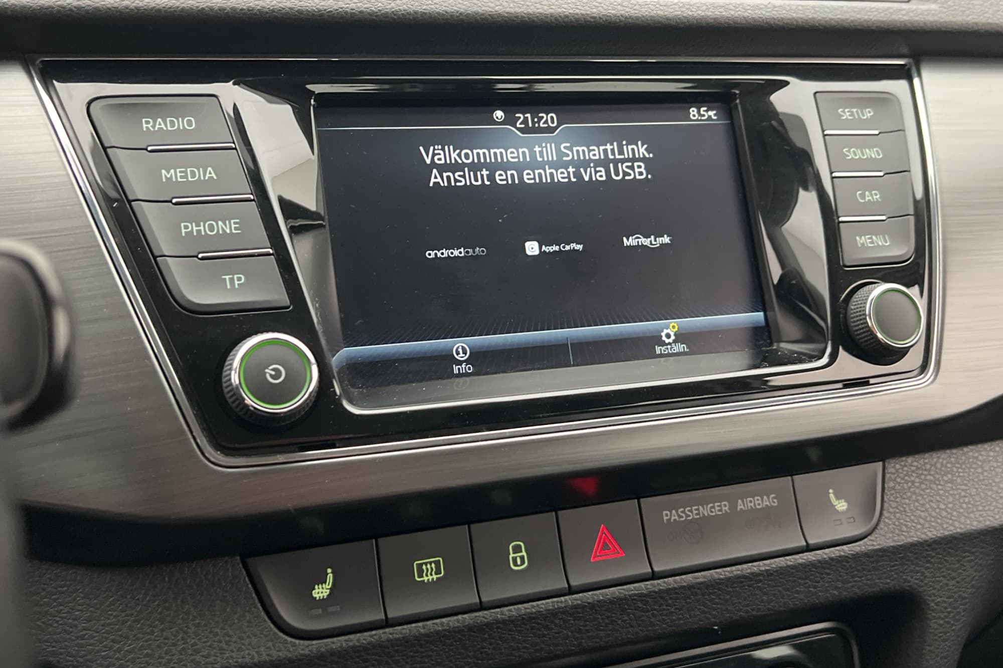 Skoda Fabia 1.0 TSI 95hk CarPlay Sensorer Farthållare