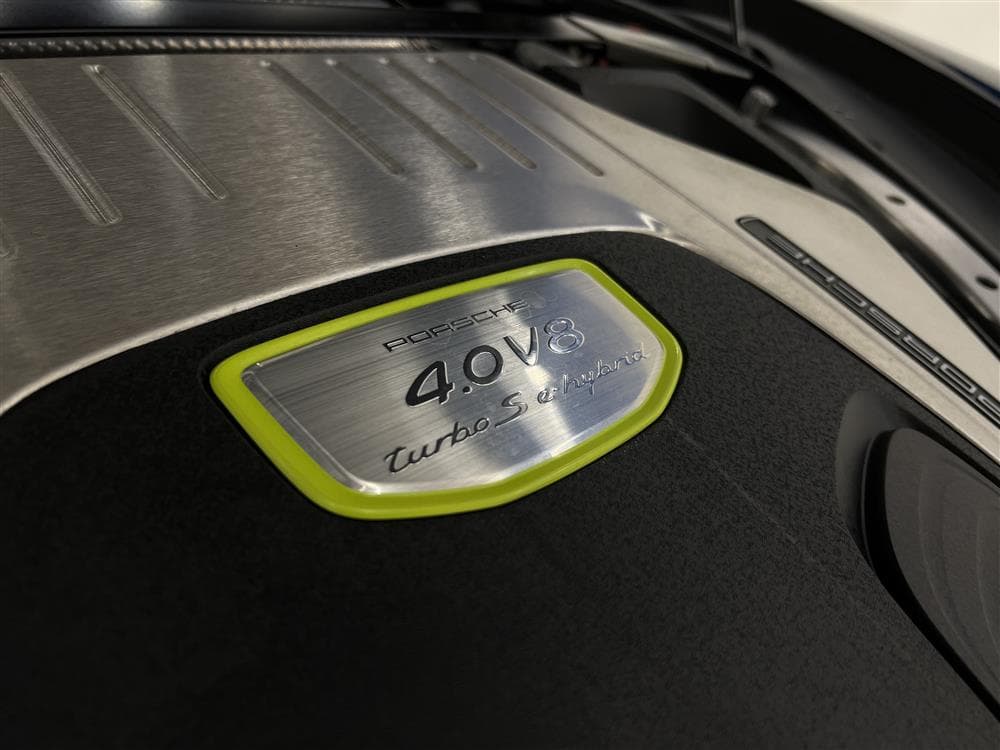 Porsche Panamera Turbo S E-Hybrid 680hk Kolfiber Pano Burmes