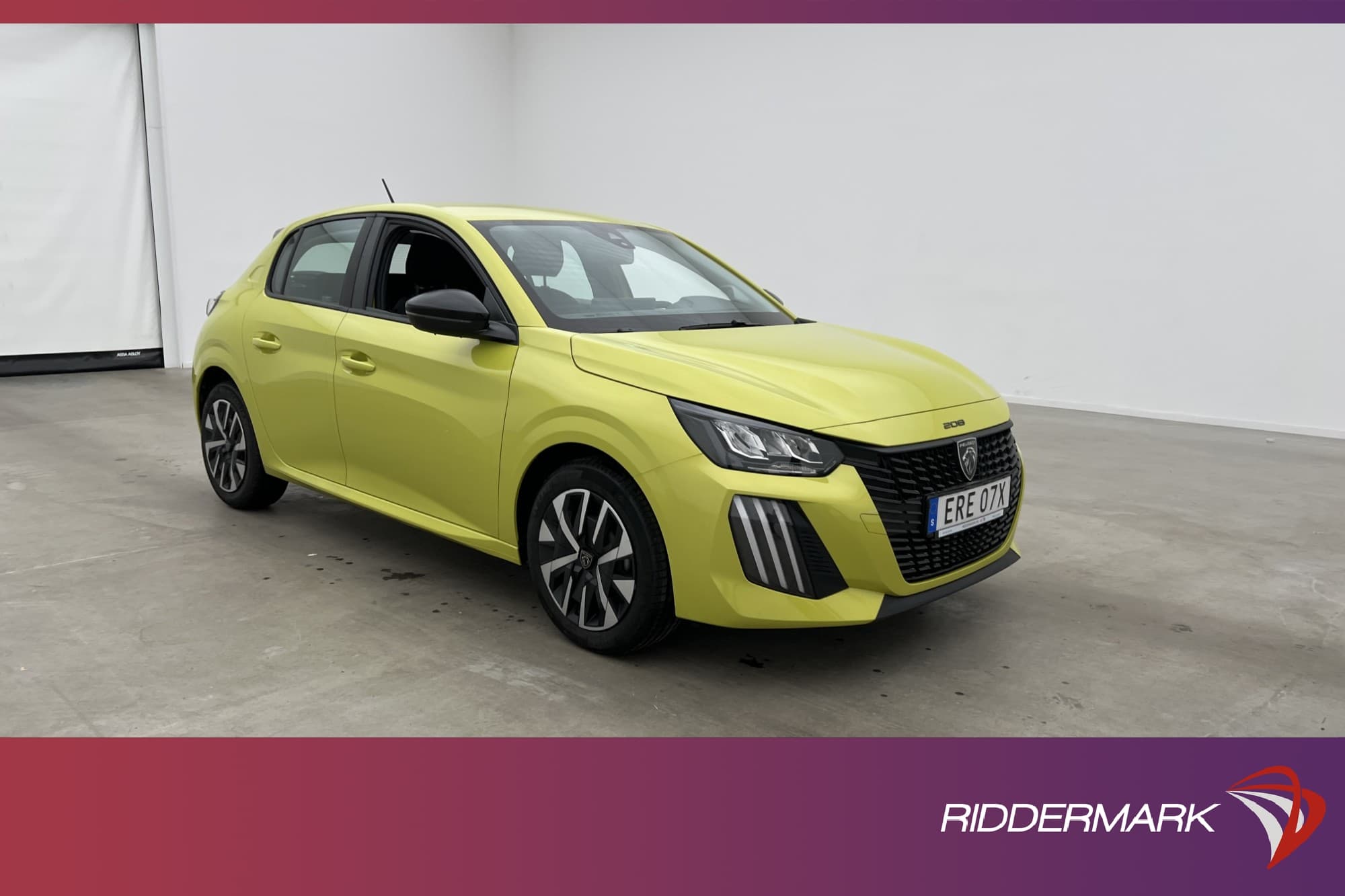 Peugeot 208 1.2 75hk Active Sensorer Carplay Farthållare