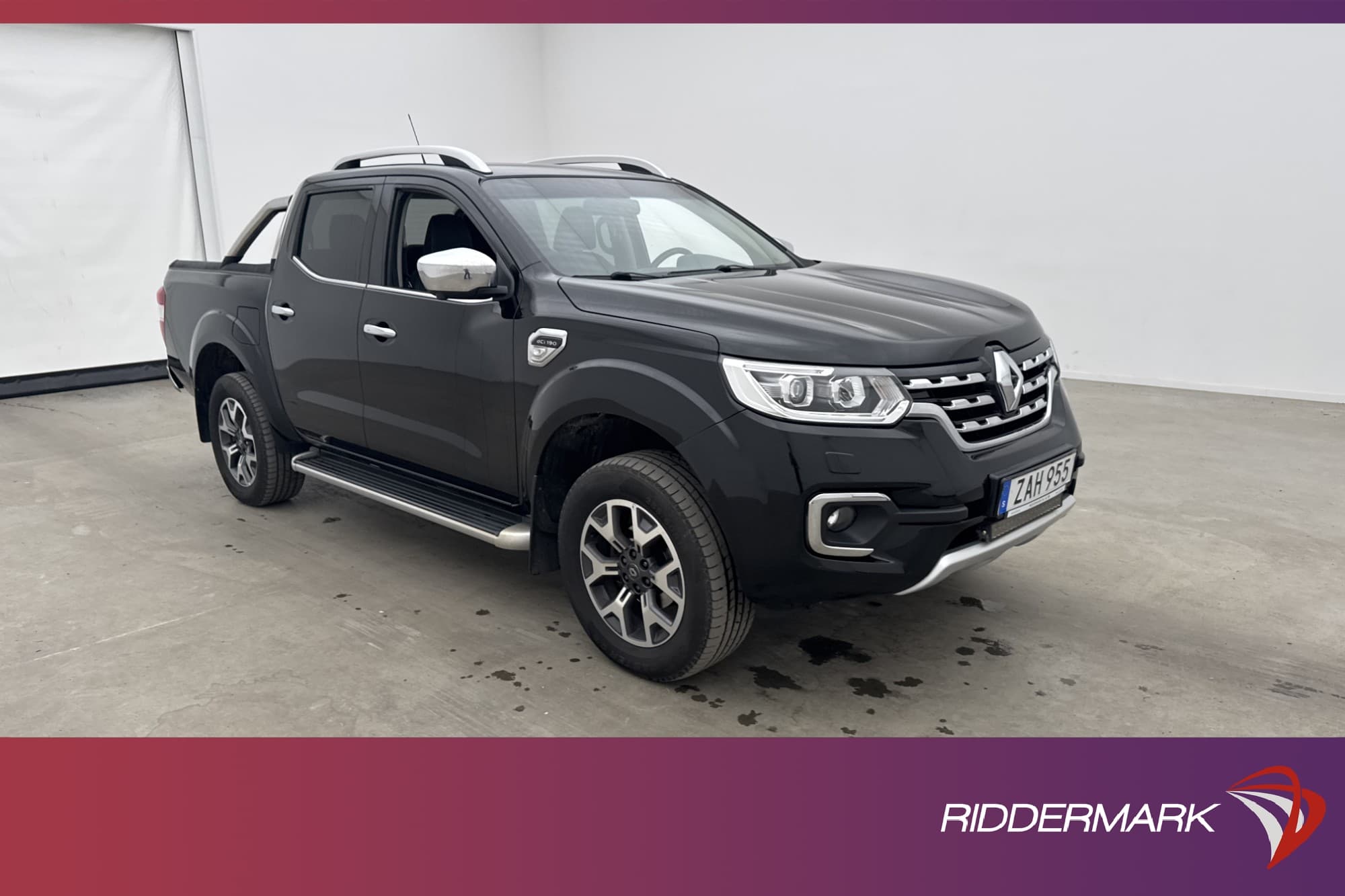Renault Alaskan