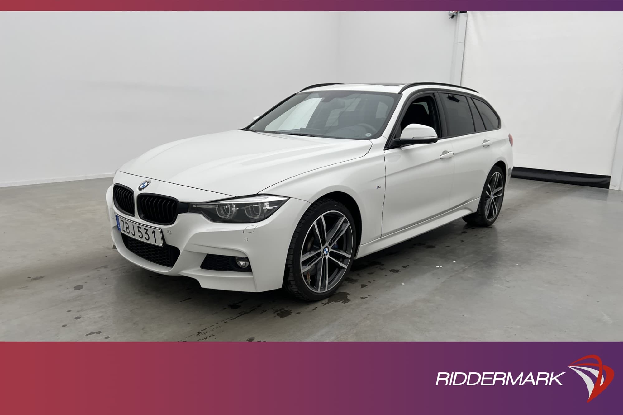 BMW 330 i xDrive Touring