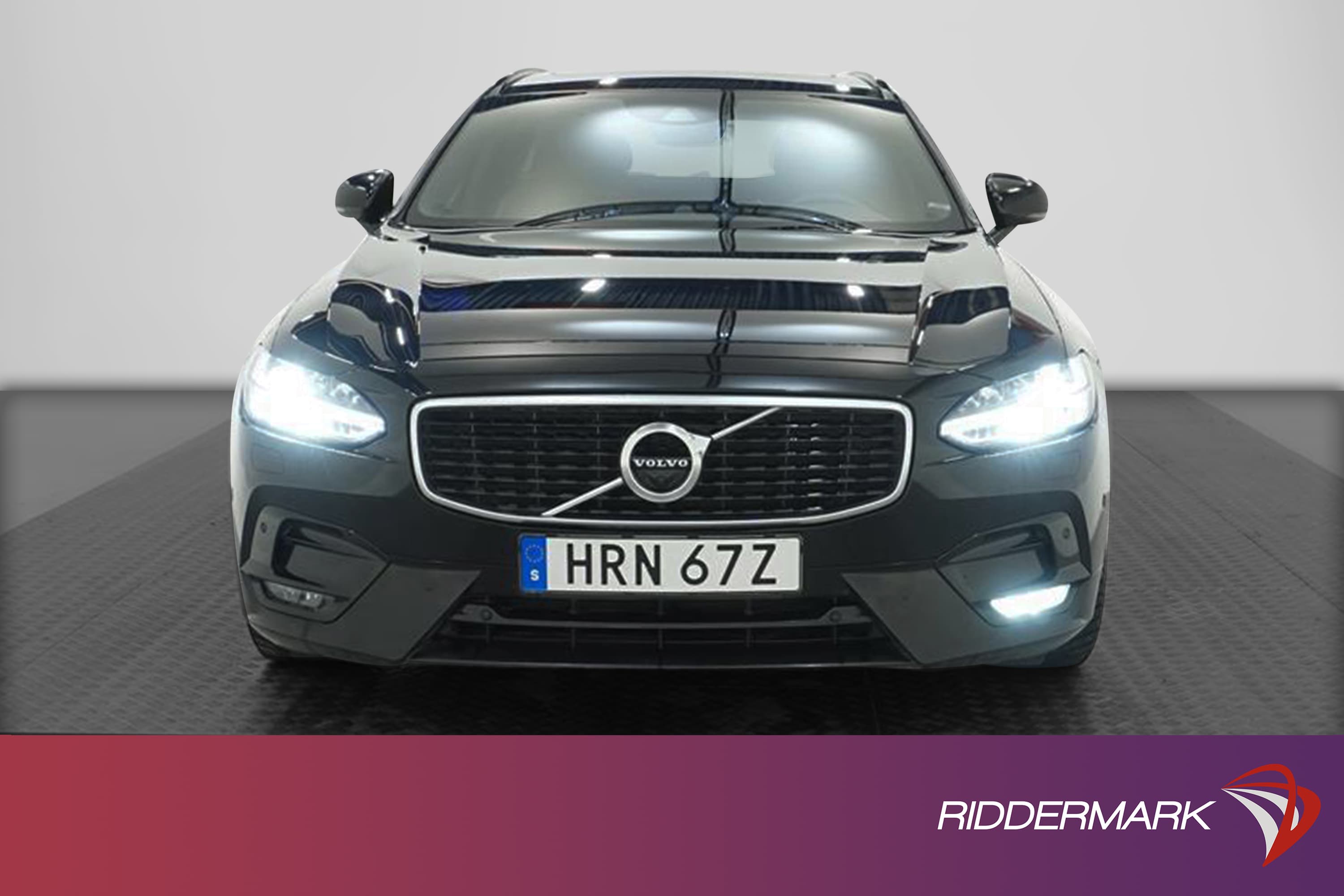 Volvo V90 D5 AWD R-Design