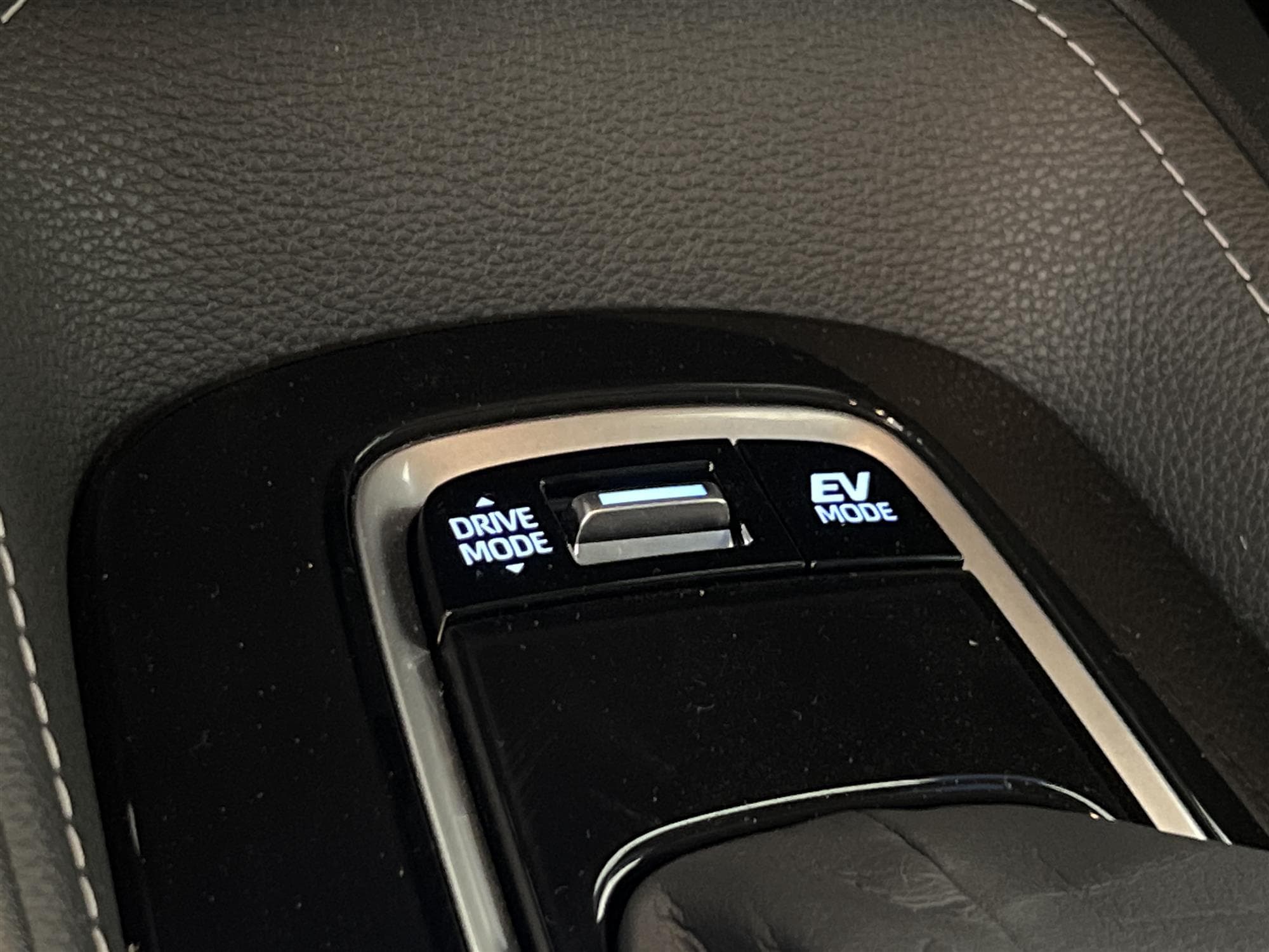 Toyota  Corolla TREK Hybrid e-CVT 122hk B-Kam 0,38L/mil
