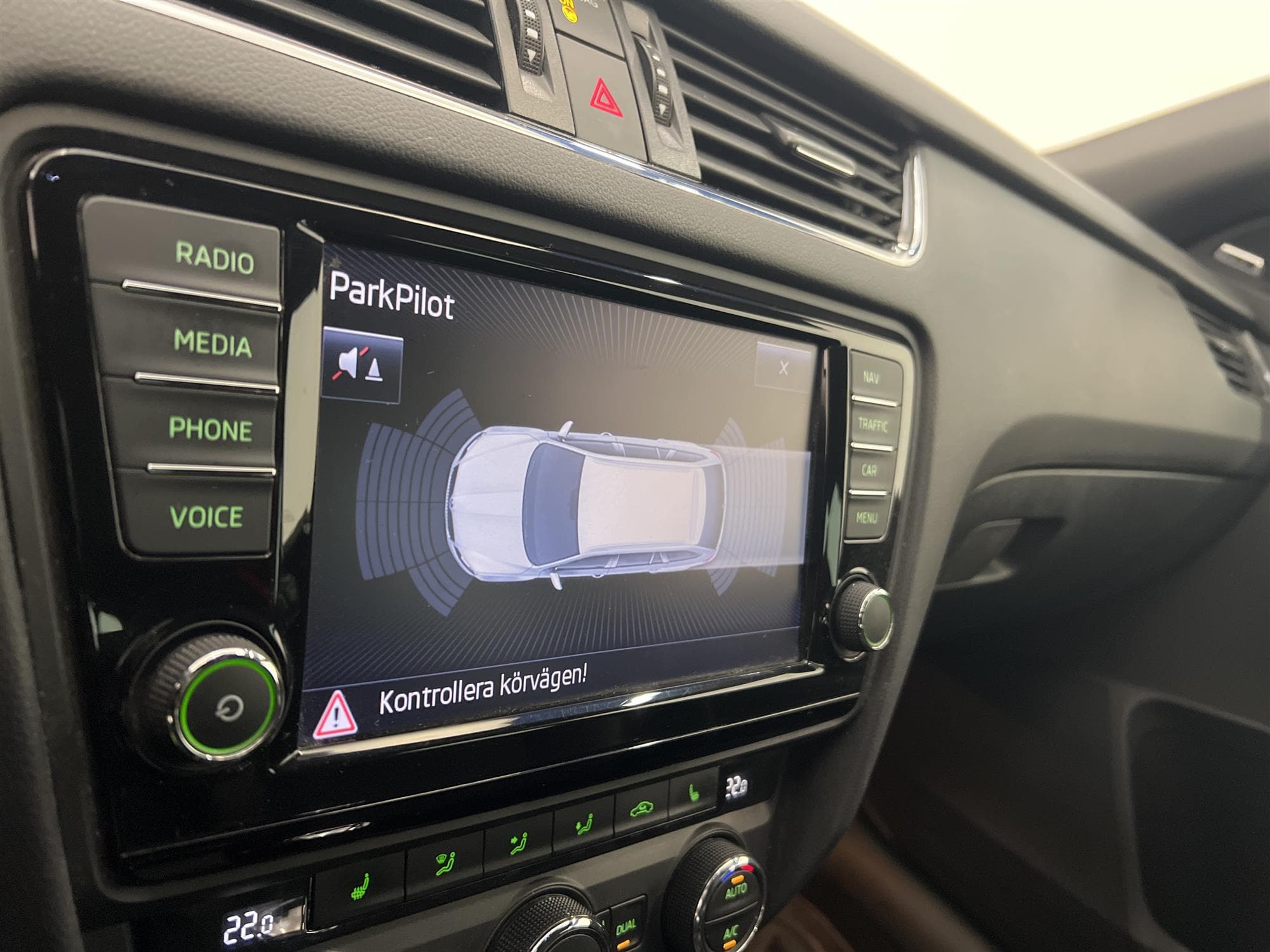 Skoda Octavia RS 2.0 TDI 184hk Navi Drag Canton PDC 0,5L/mil